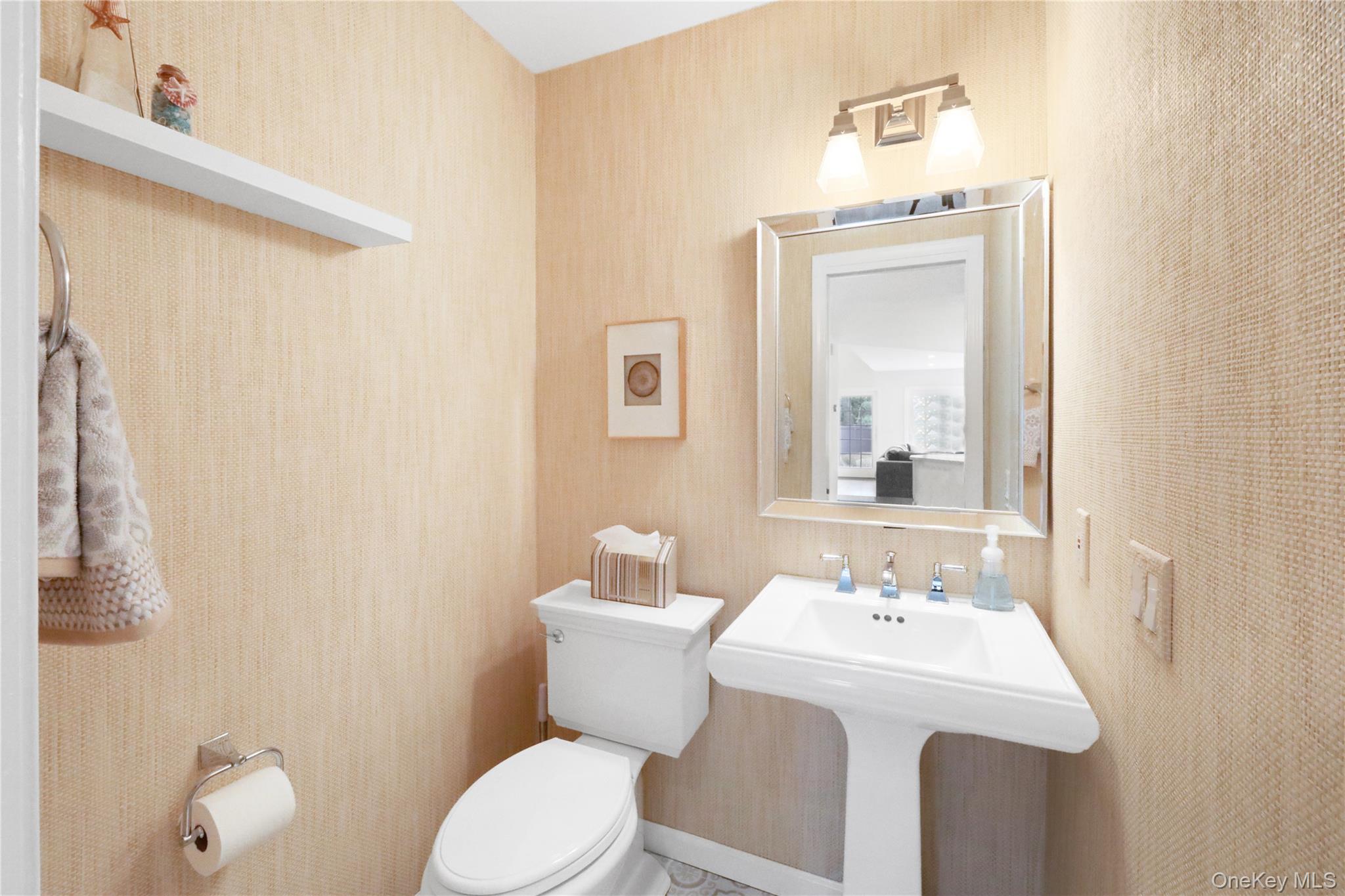 70 Tanners Neck Lane, Westhampton, NY 11977