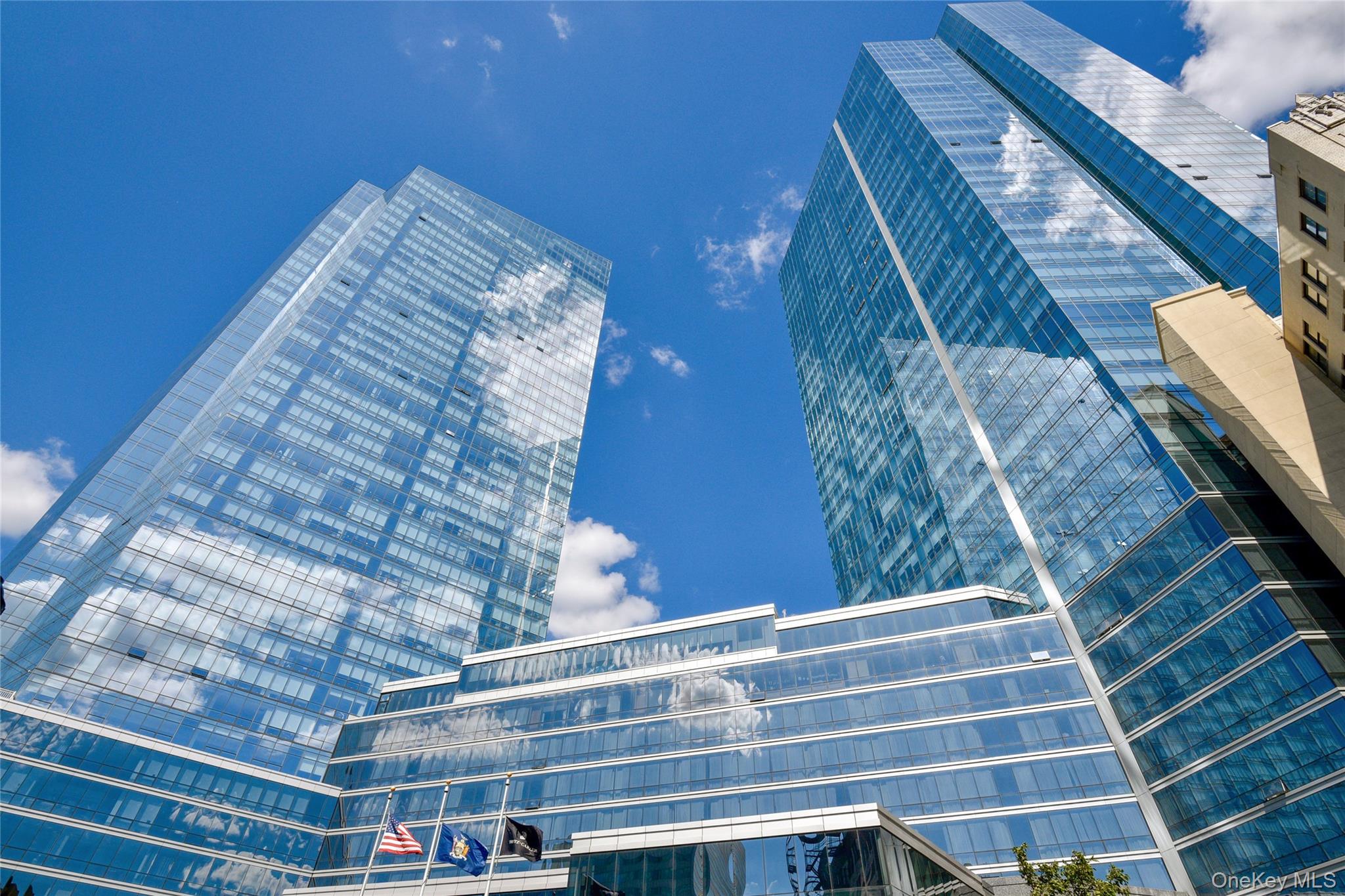 1 Renaissance Square # 31A, White Plains, NY 10601