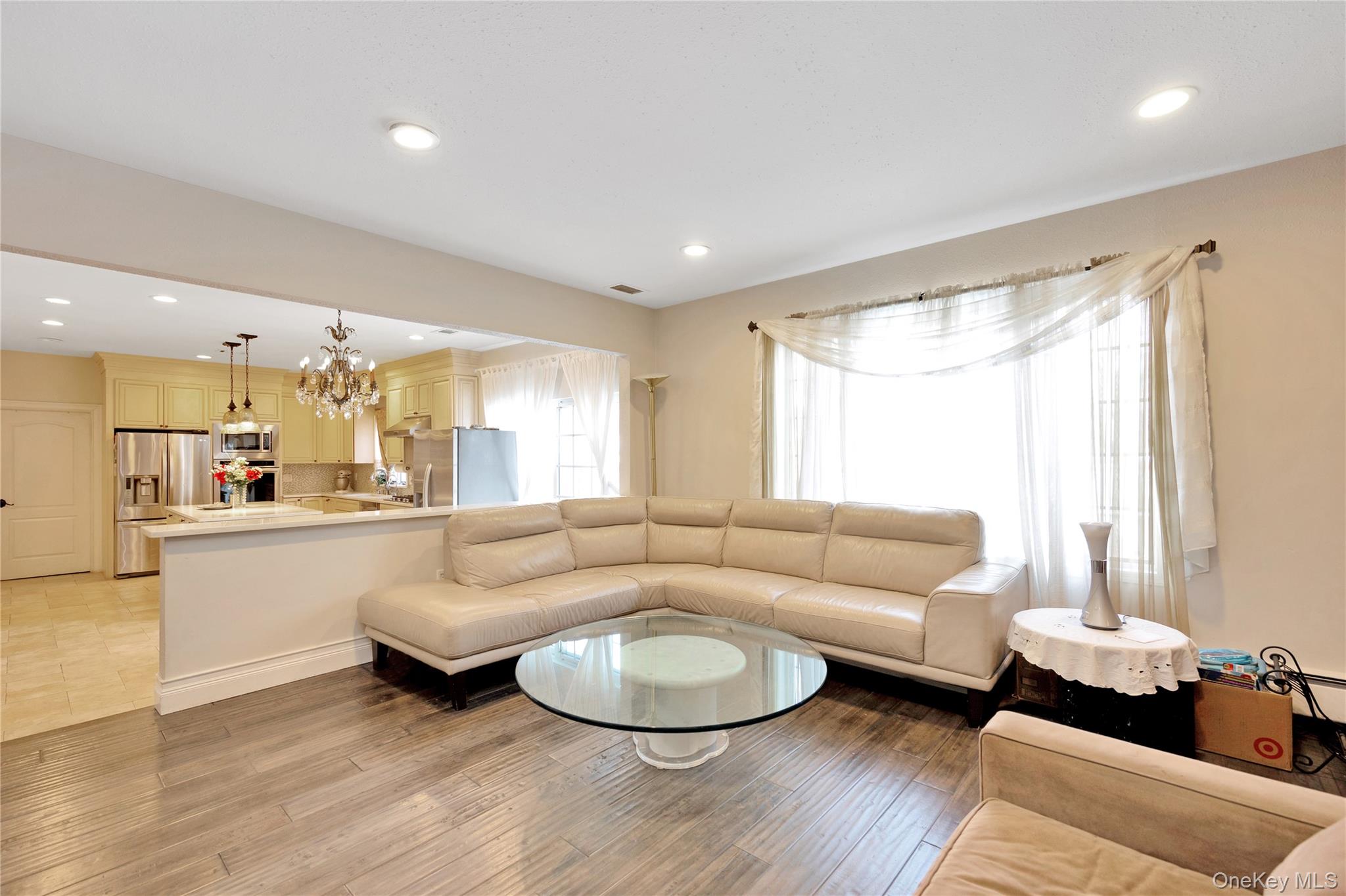 708 Park Lane, Cedarhurst, NY 11516