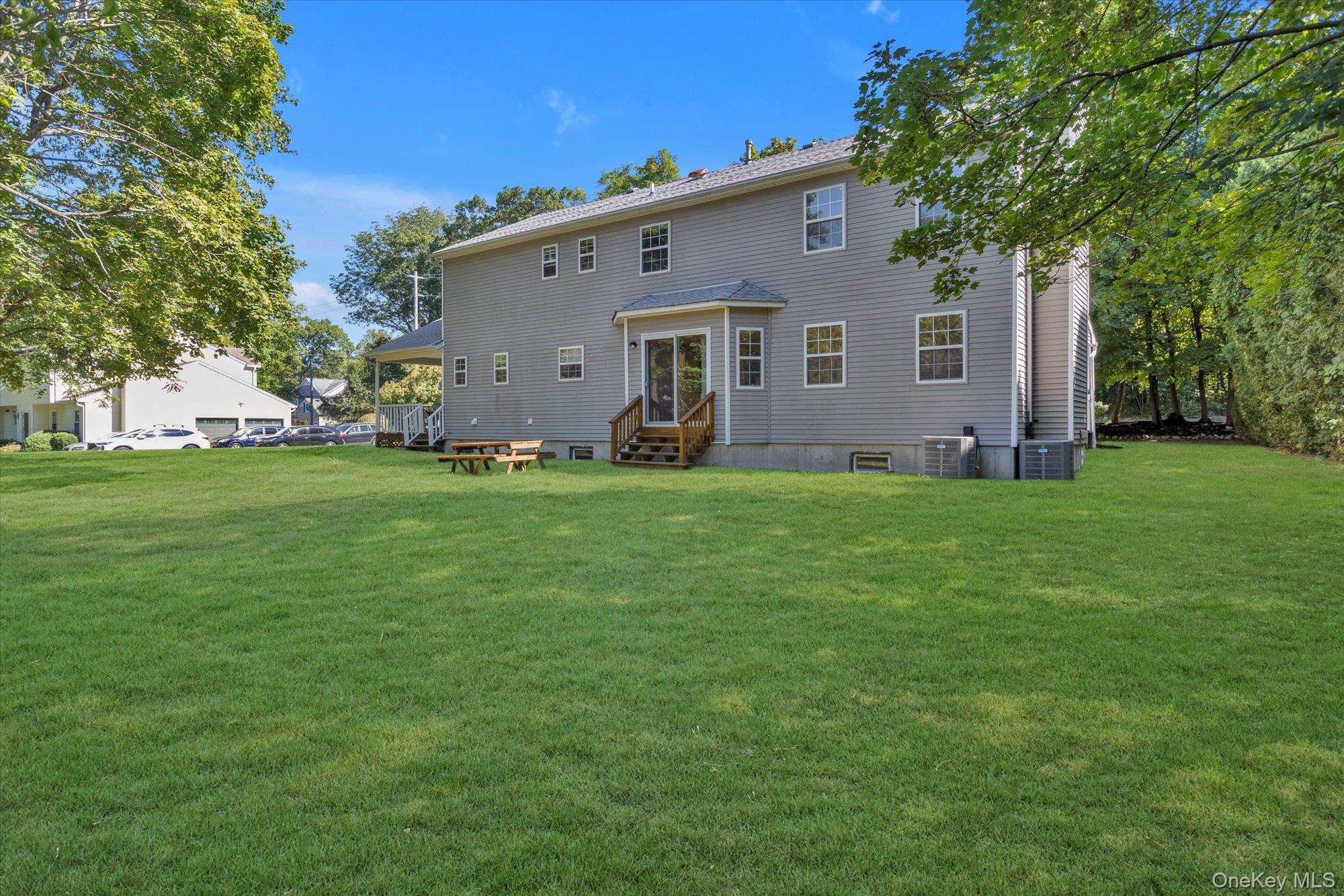 98 Woodhull Road, Huntington, NY 11743