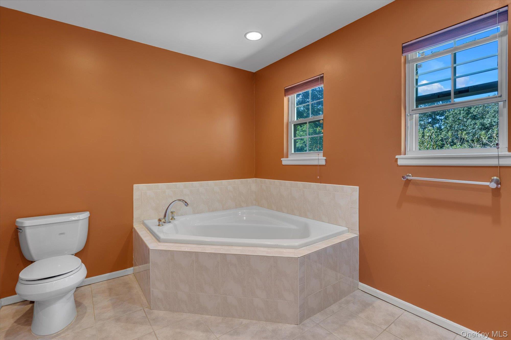 98 Woodhull Road, Huntington, NY 11743