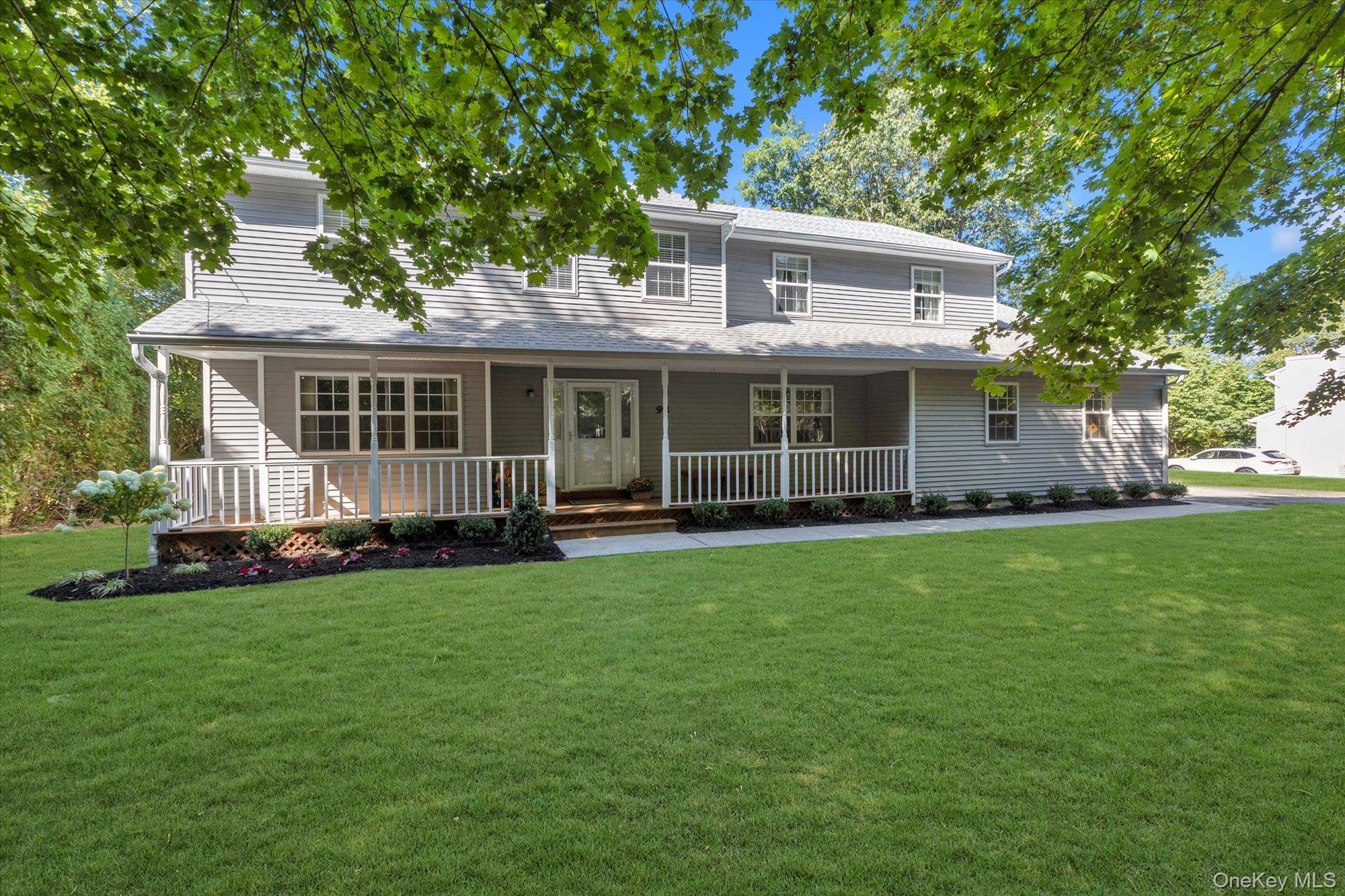 98 Woodhull Road, Huntington, NY 11743