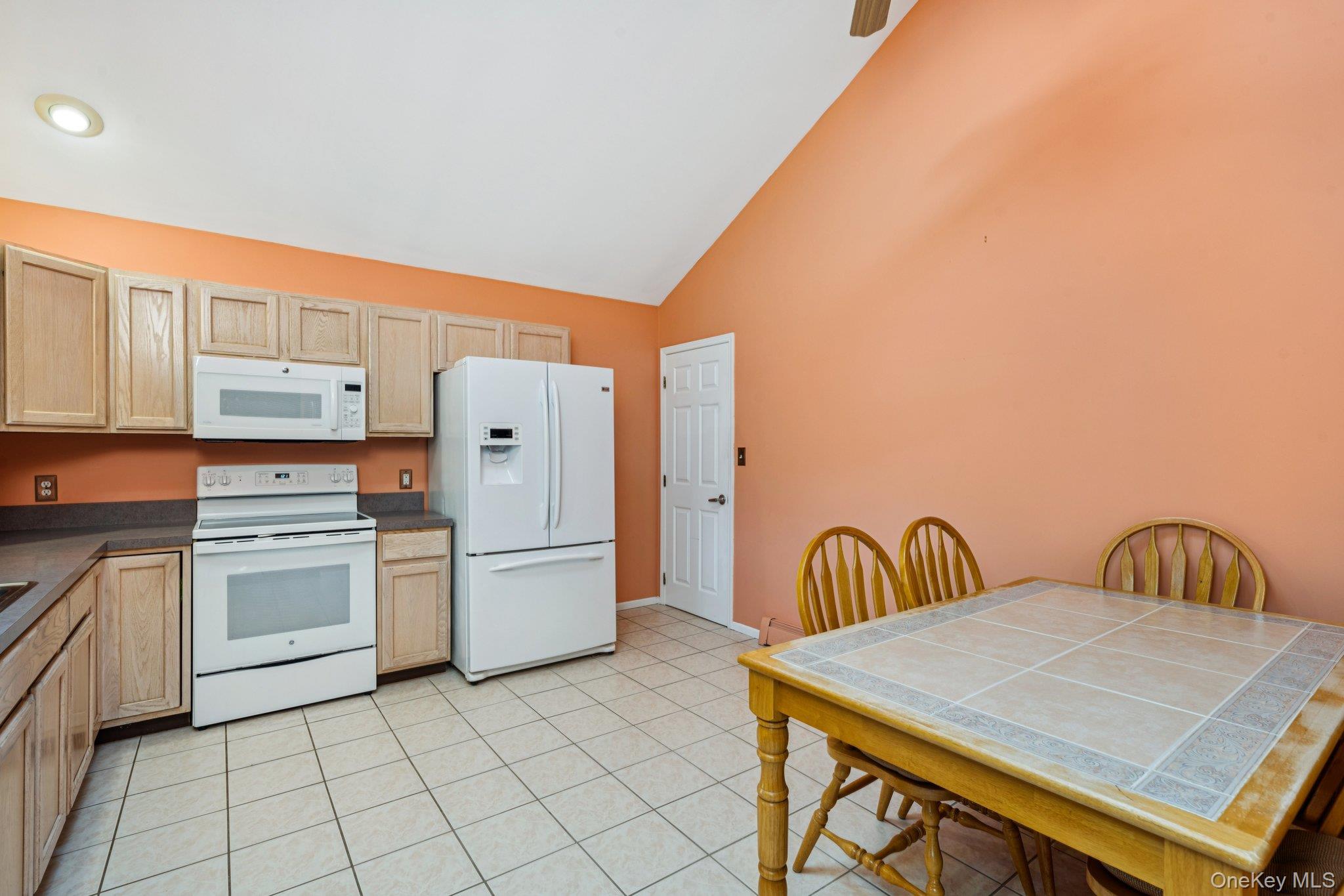 46 Broadway, Shirley, NY 11967