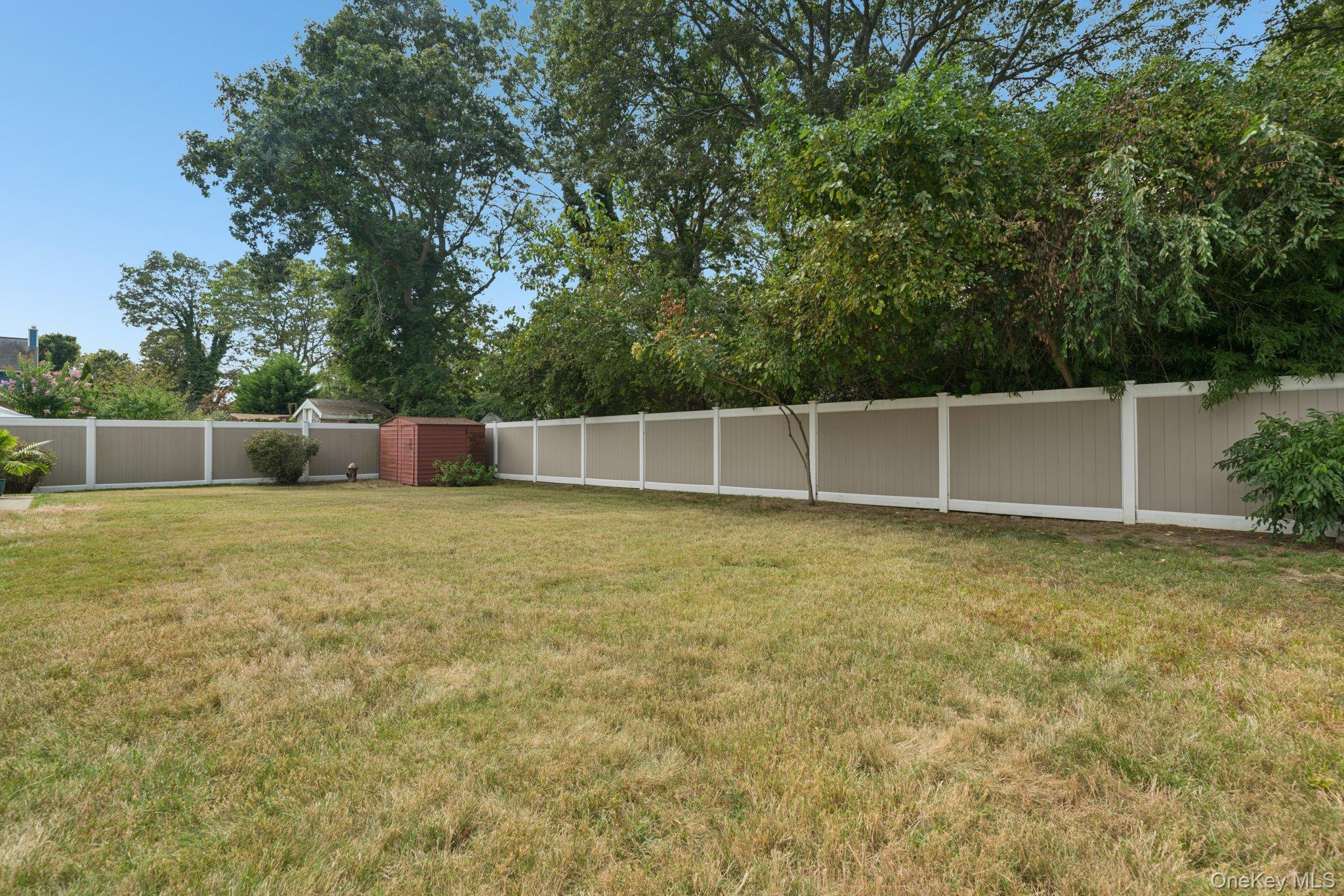 46 Broadway, Shirley, NY 11967