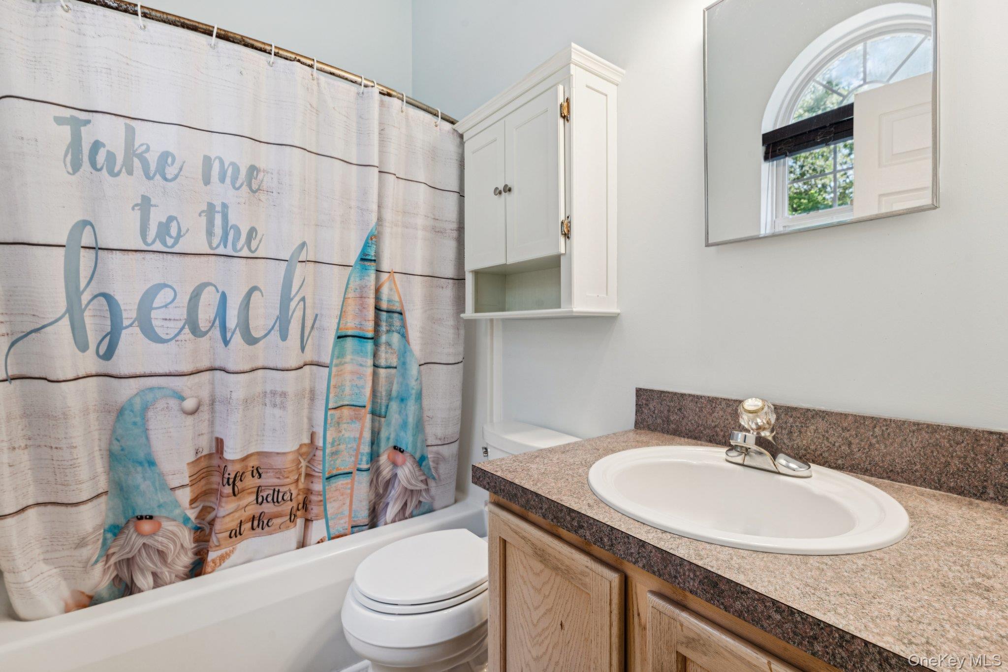 46 Broadway, Shirley, NY 11967