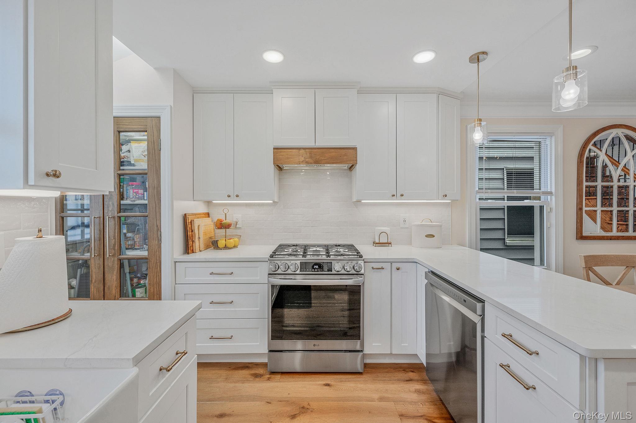 1821 E 34th Street, Brooklyn, NY 11234