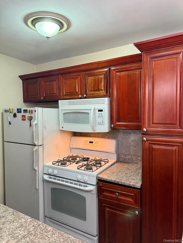 60-11 Broadway # 3S, Woodside, NY 11377