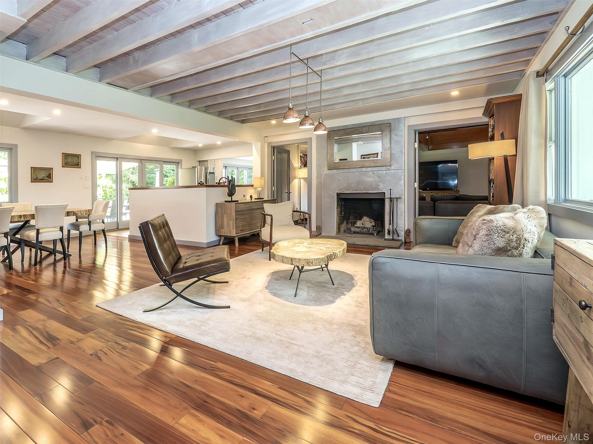 35 Highland Road, Glen Cove, NY 11542