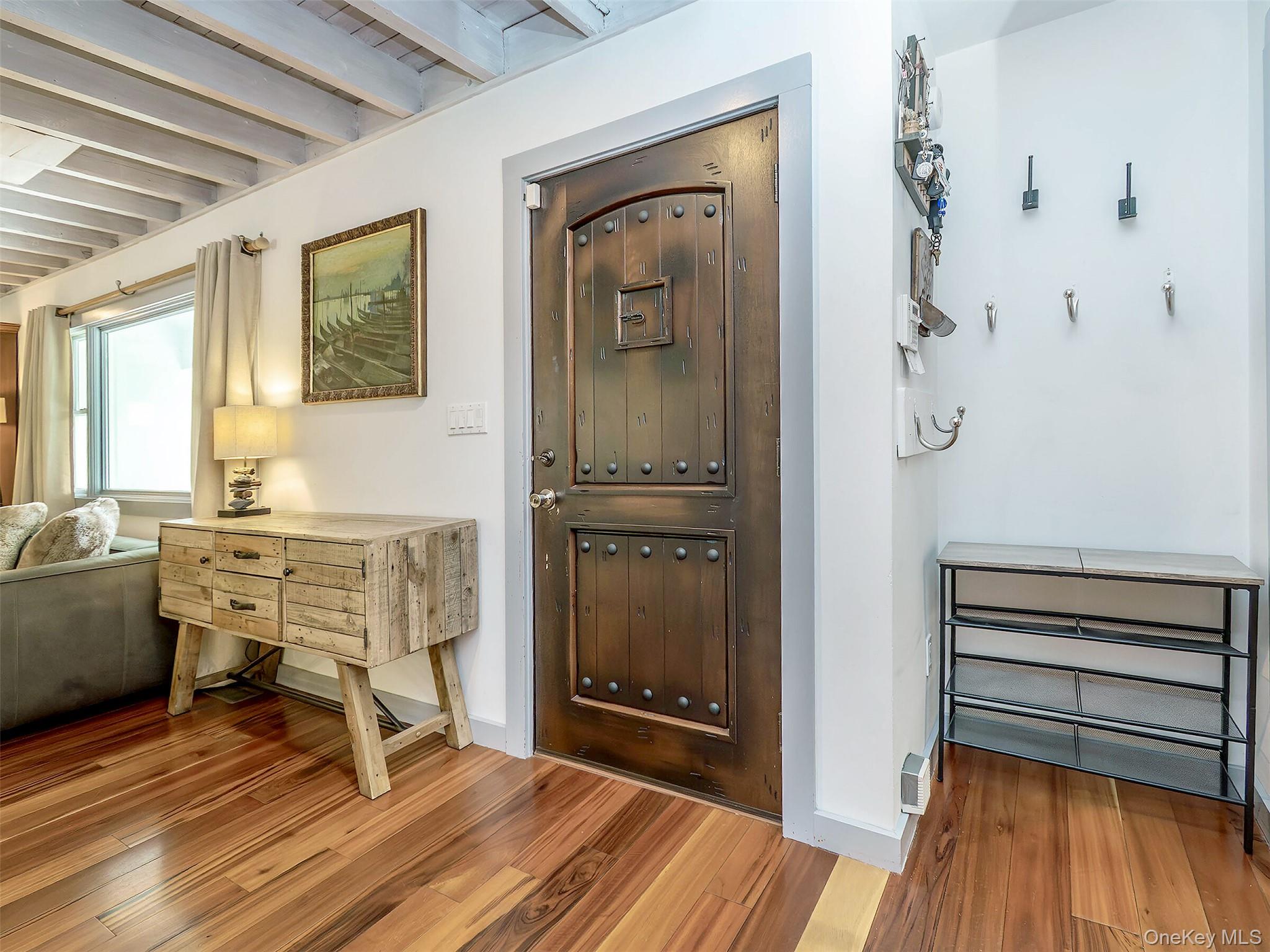 35 Highland Road, Glen Cove, NY 11542