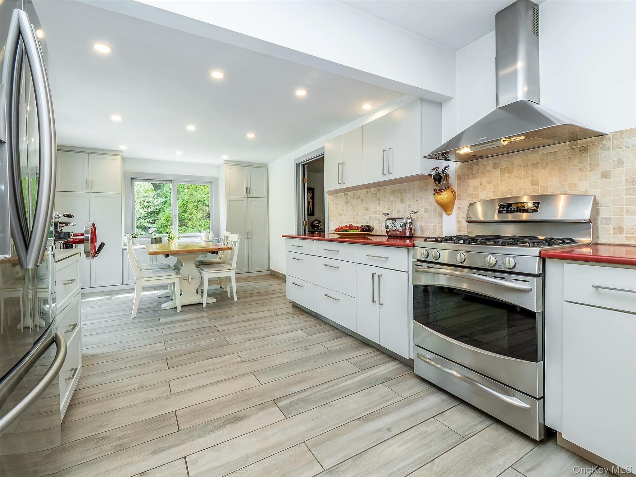 35 Highland Road, Glen Cove, NY 11542