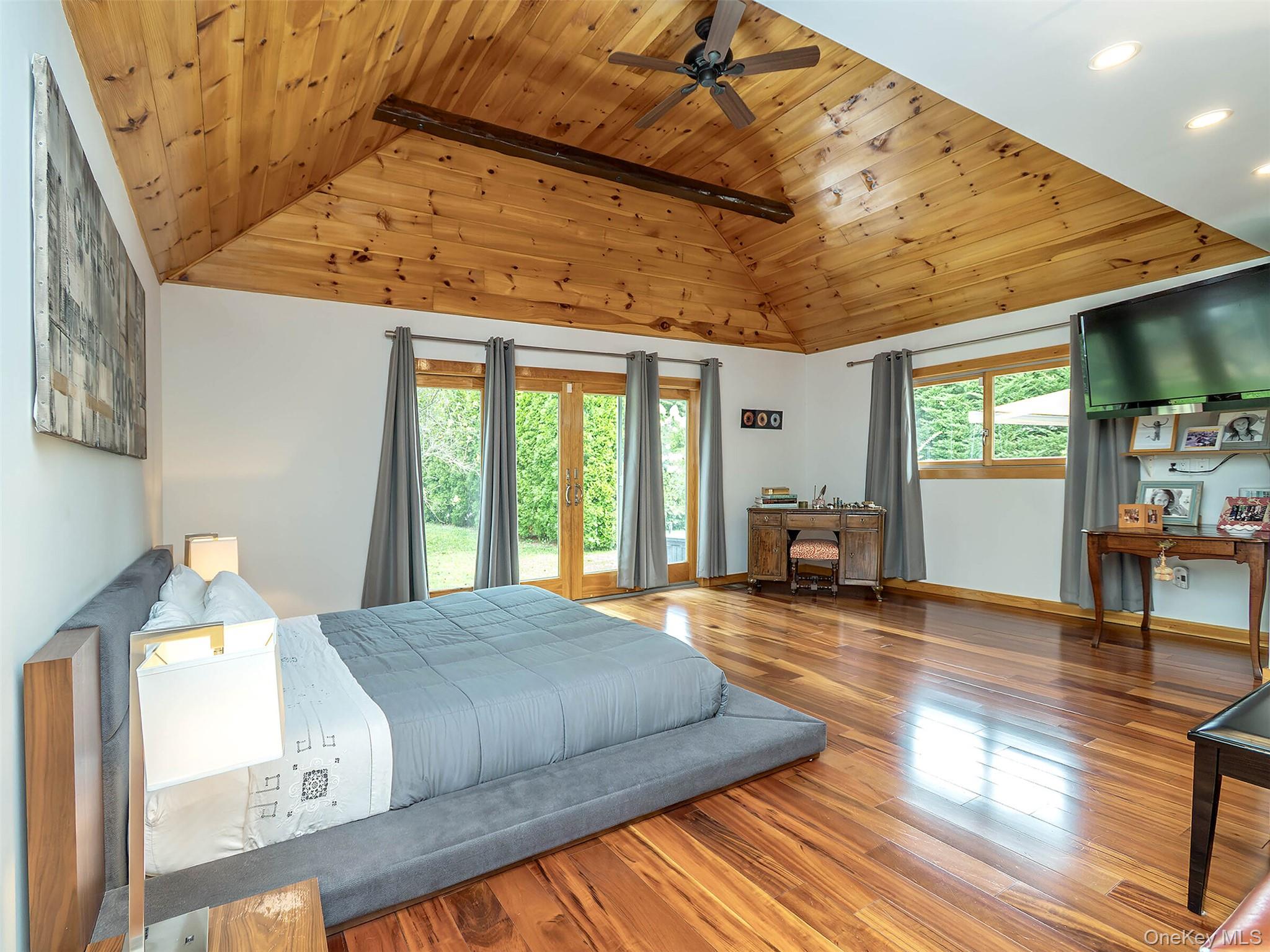 35 Highland Road, Glen Cove, NY 11542