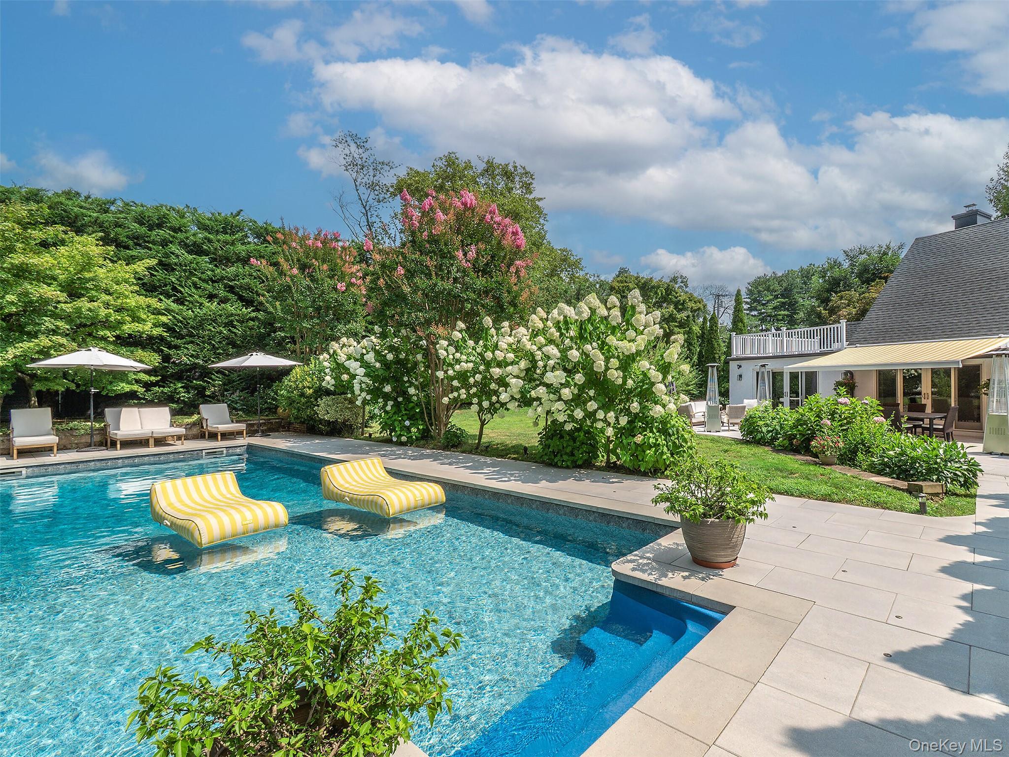 35 Highland Road, Glen Cove, NY 11542