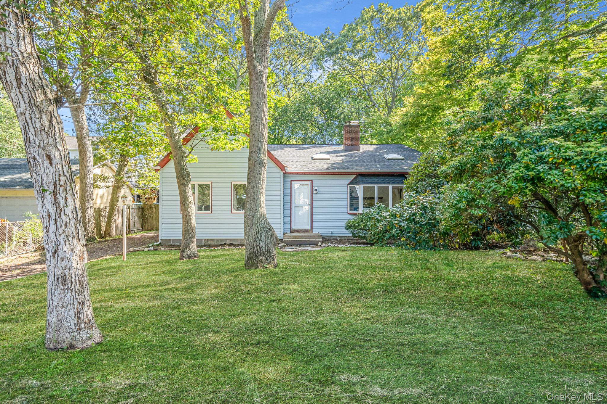 60 Hawthorne Road, Rocky Point, NY 11778