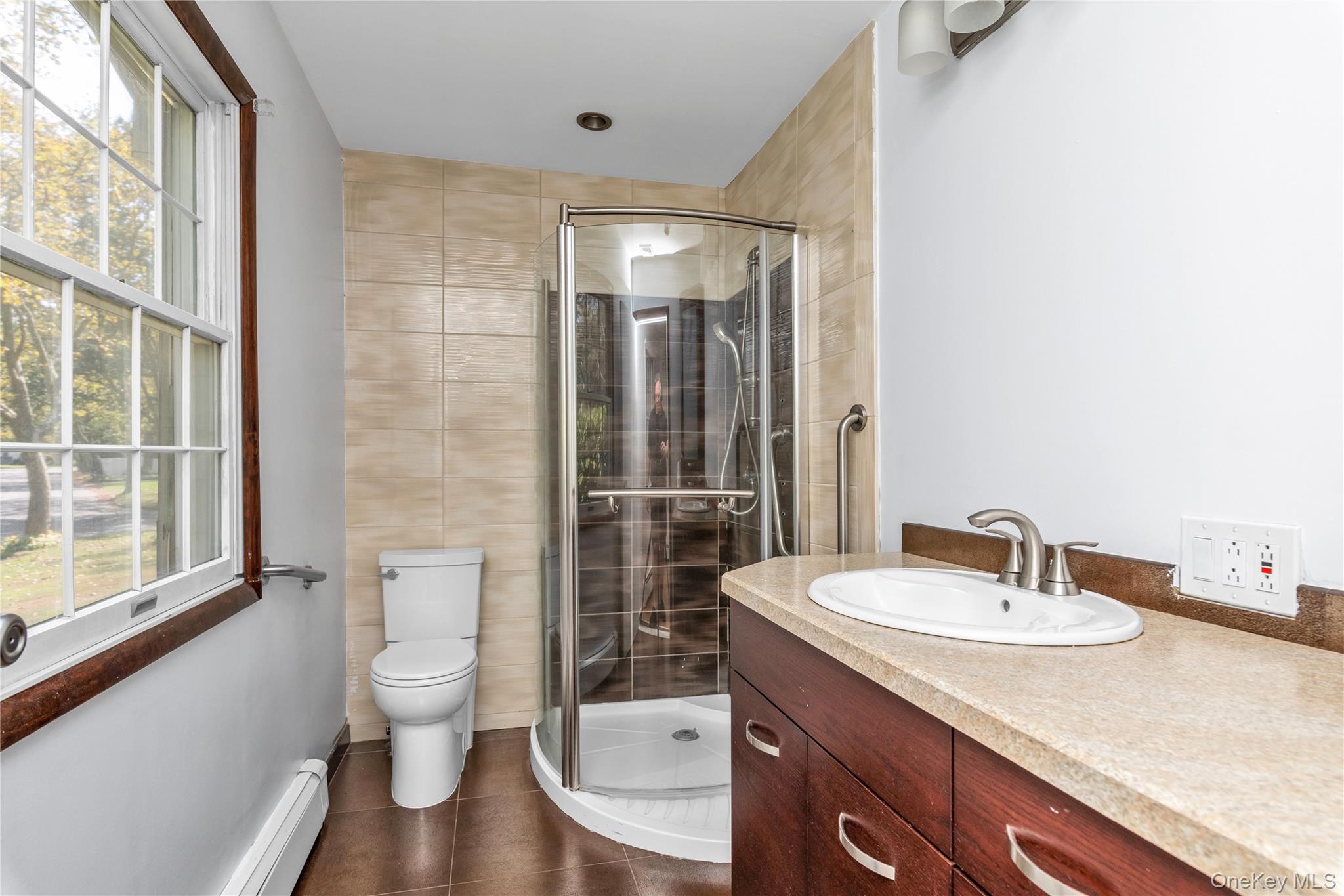 42 Oakledge Drive, East Northport, NY 11731