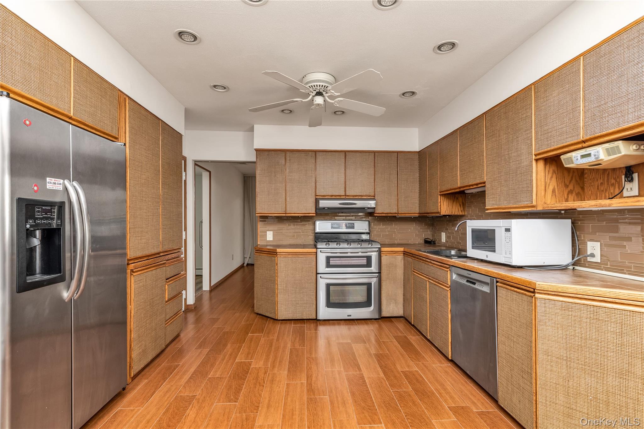 42 Oakledge Drive, East Northport, NY 11731