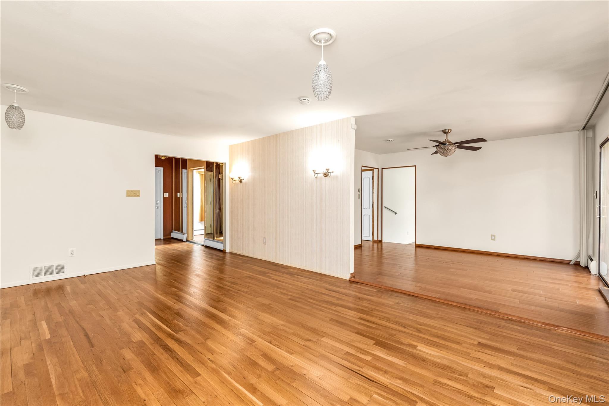 42 Oakledge Drive, East Northport, NY 11731