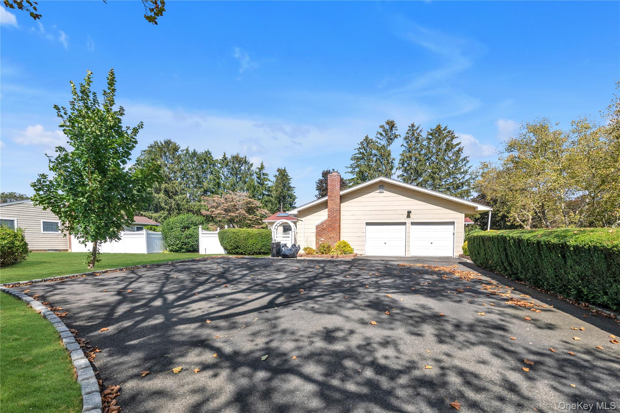 42 Oakledge Drive, East Northport, NY 11731