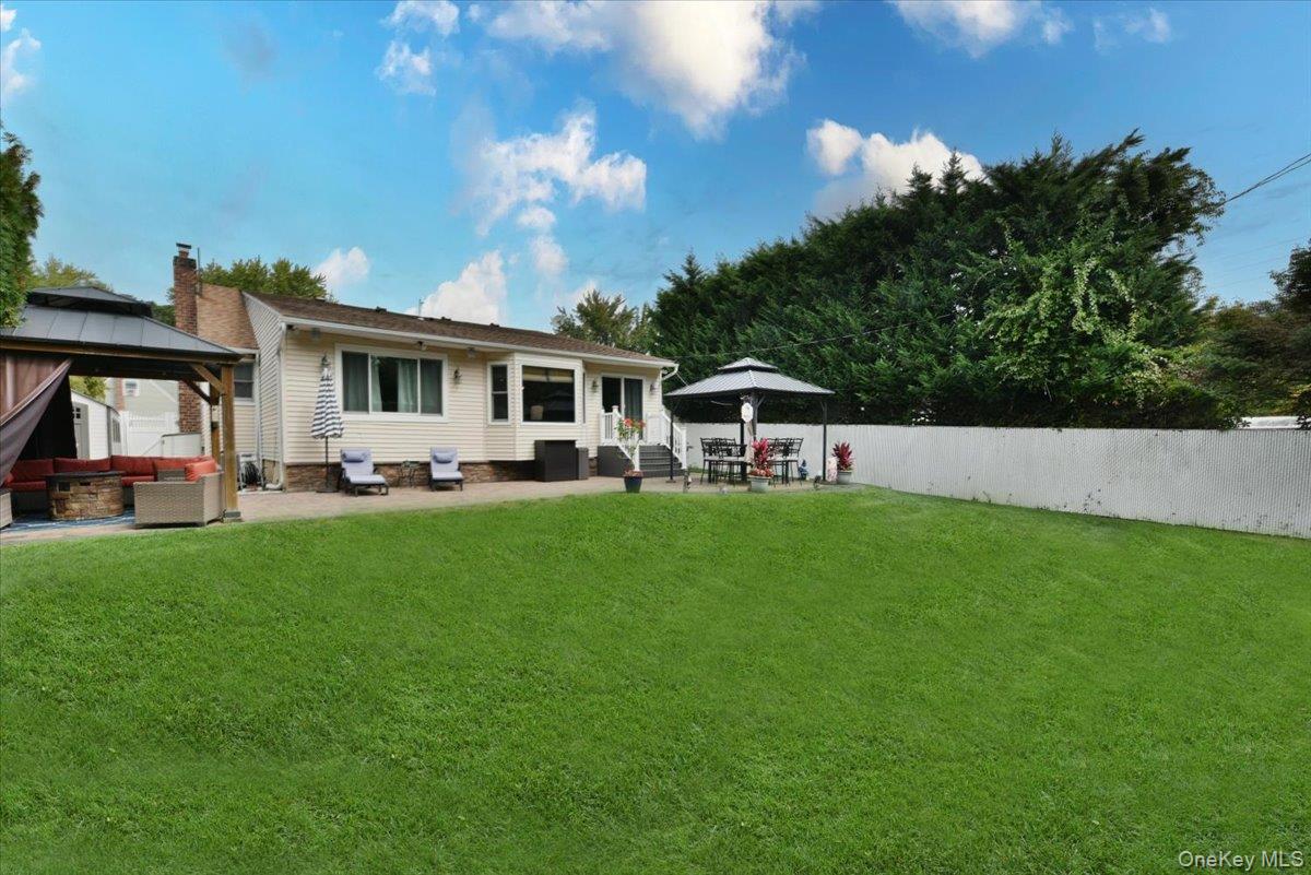 4042 Old Post Road, Seaford, NY 11783