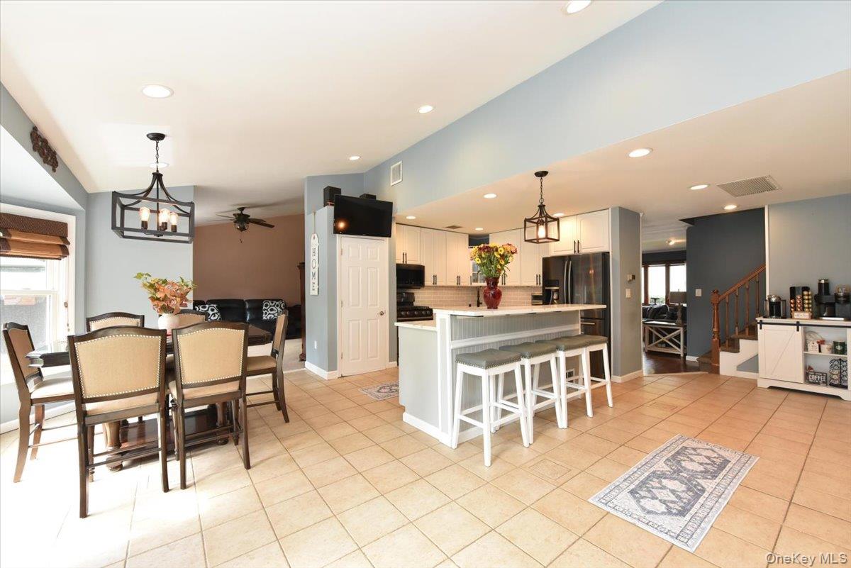 4042 Old Post Road, Seaford, NY 11783