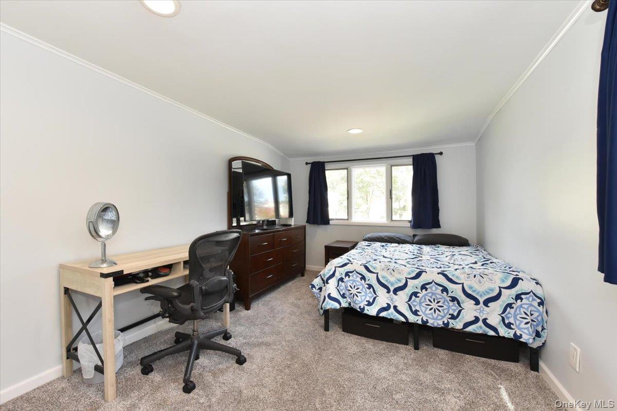 4042 Old Post Road, Seaford, NY 11783