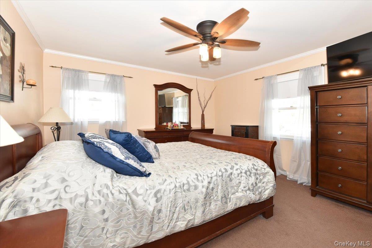 4042 Old Post Road, Seaford, NY 11783