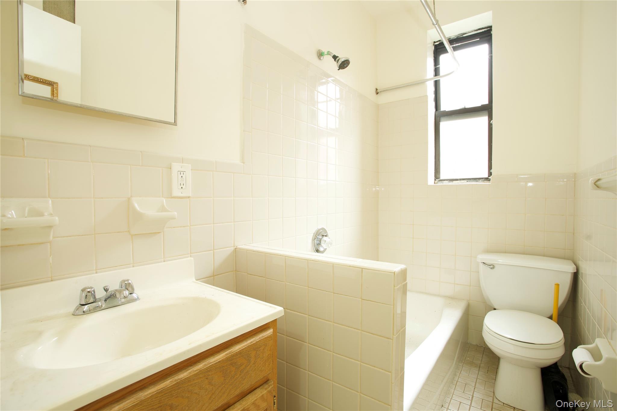 3717 Bronxwood Avenue, Bronx, NY 10469