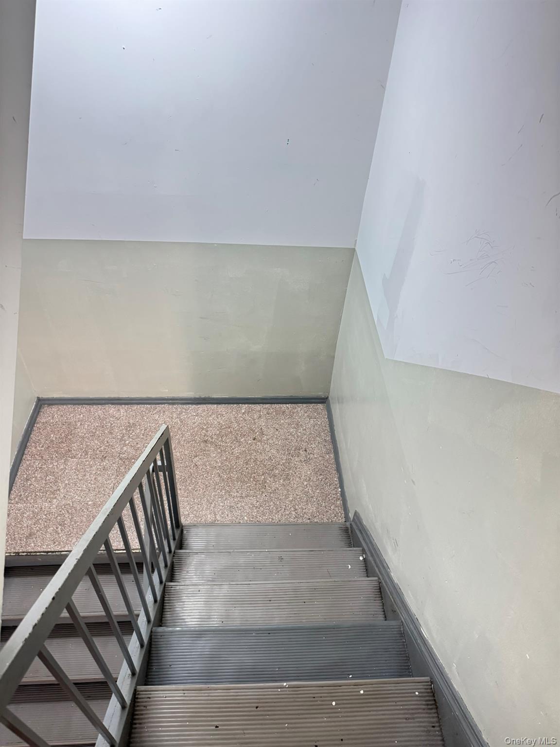 104-21 39th Avenue # 211C, Corona, NY 11368