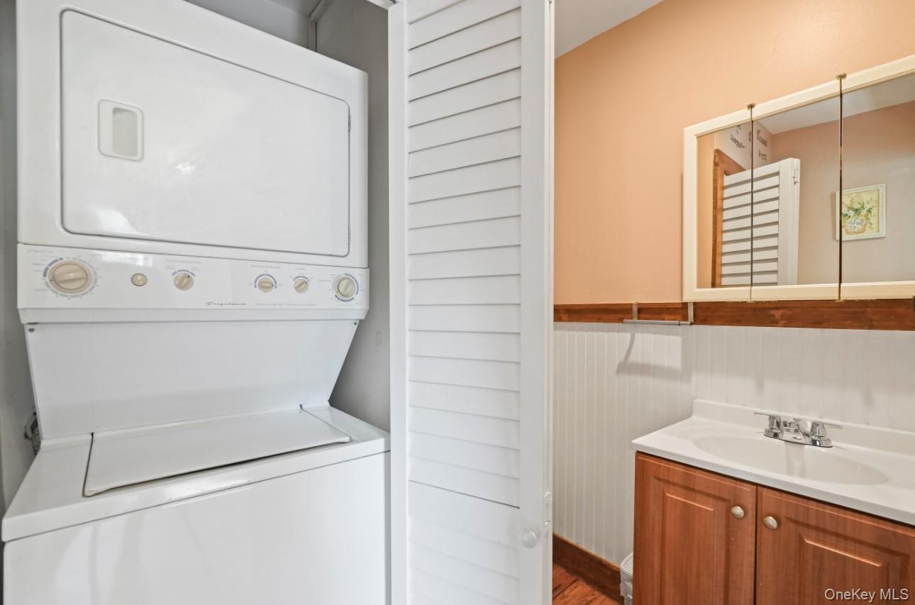 17 Edgar Place, Port Chester, NY 10573