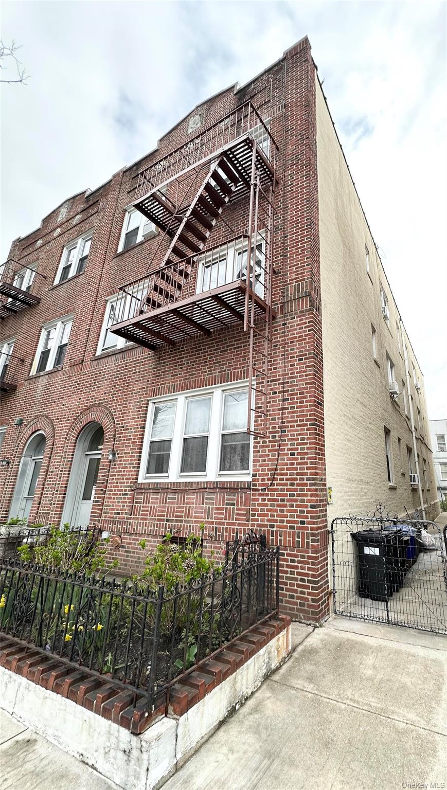 47-31 43rd Street, Woodside, NY 11377