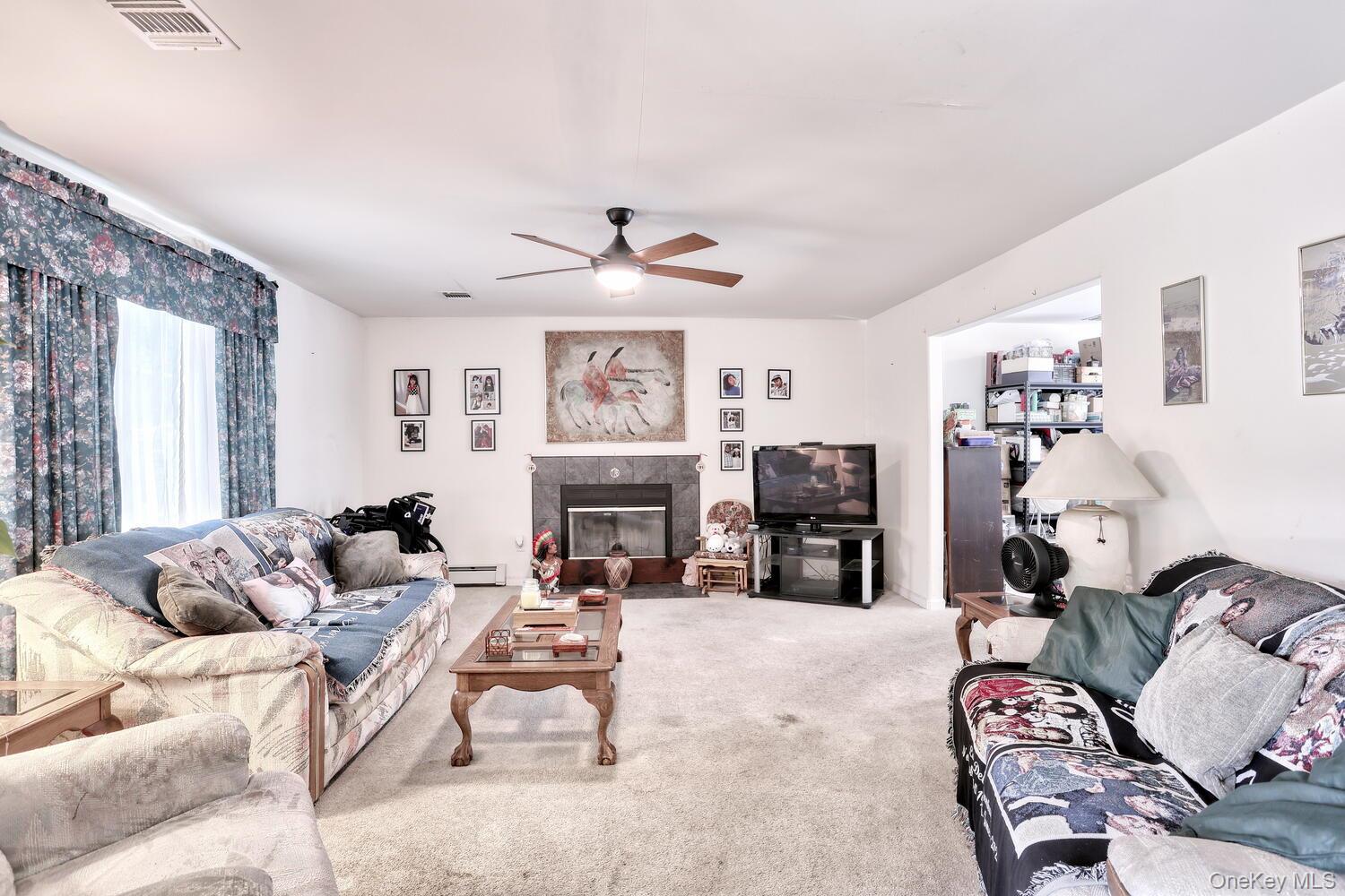 4 Cameron Place, Wallkill, NY 12589