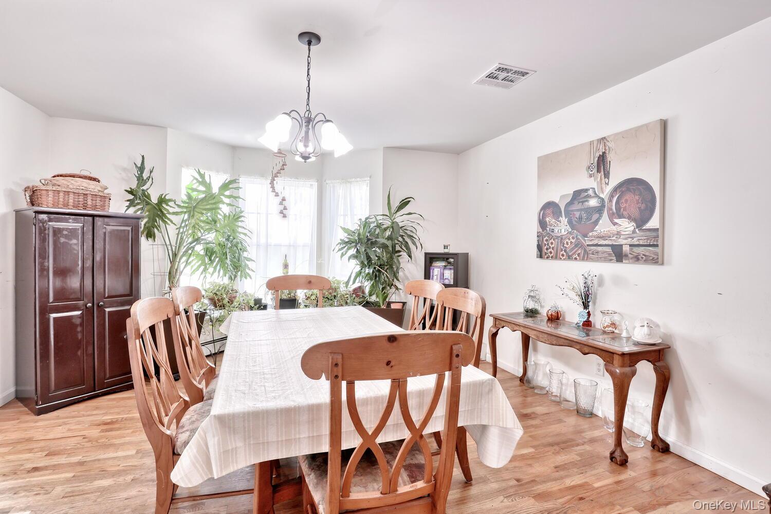 4 Cameron Place, Wallkill, NY 12589