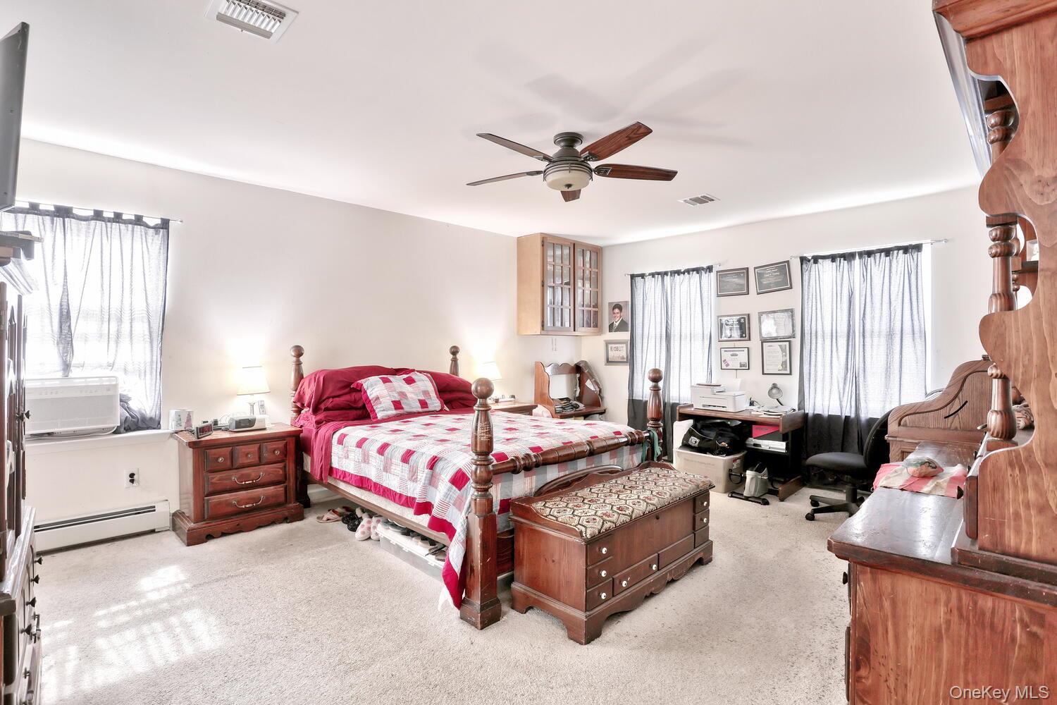 4 Cameron Place, Wallkill, NY 12589