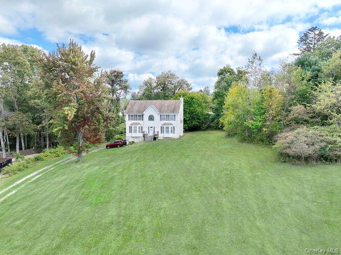 4 Cameron Place, Wallkill, NY 12589