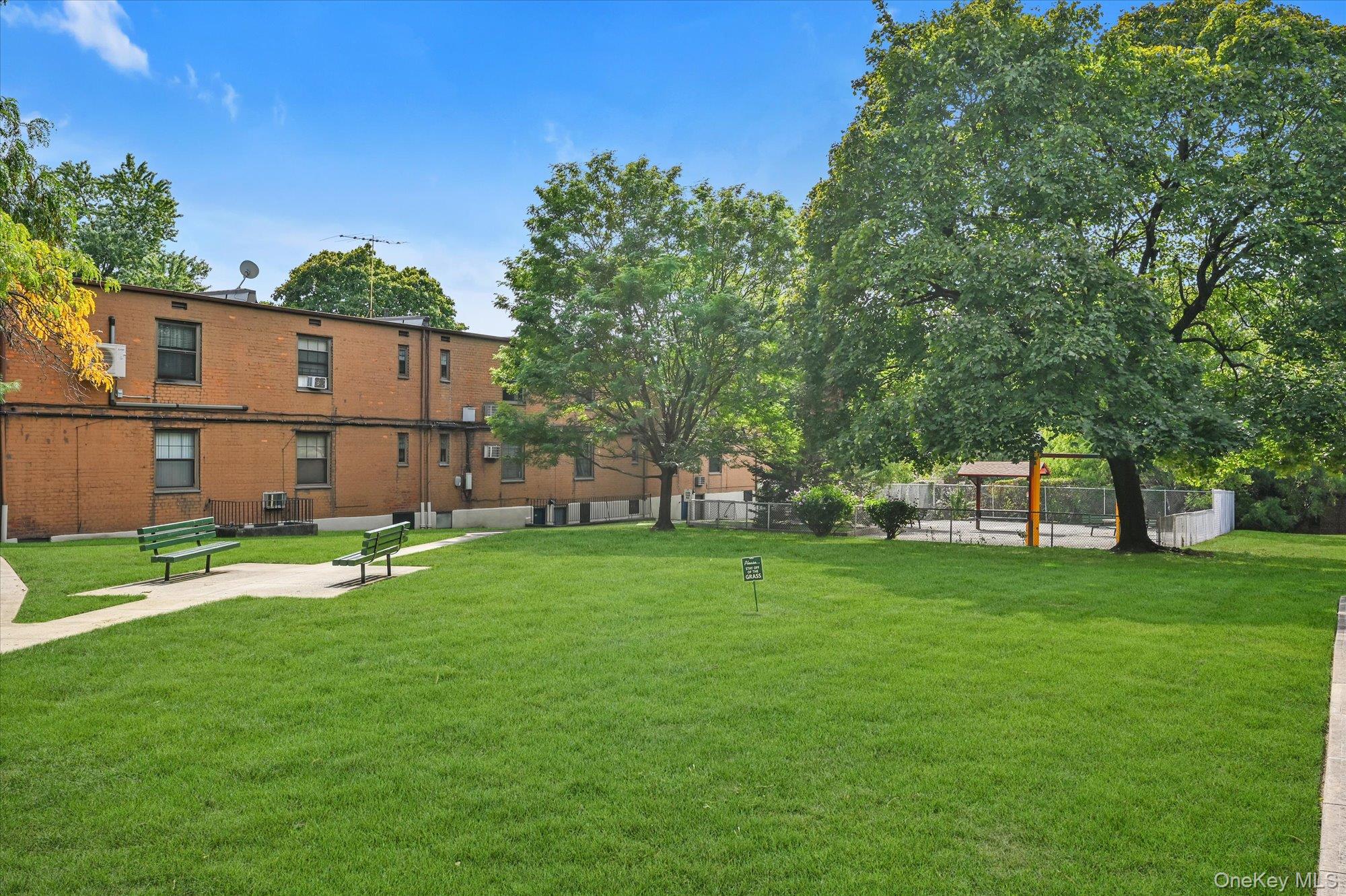 134-08 Jewel Avenue # 1A, Flushing, NY 11367