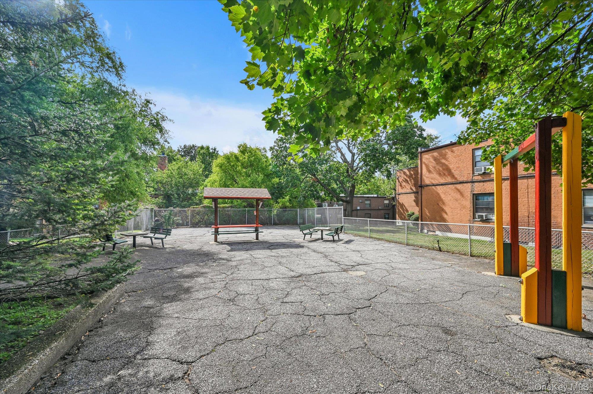 134-08 Jewel Avenue # 1A, Flushing, NY 11367