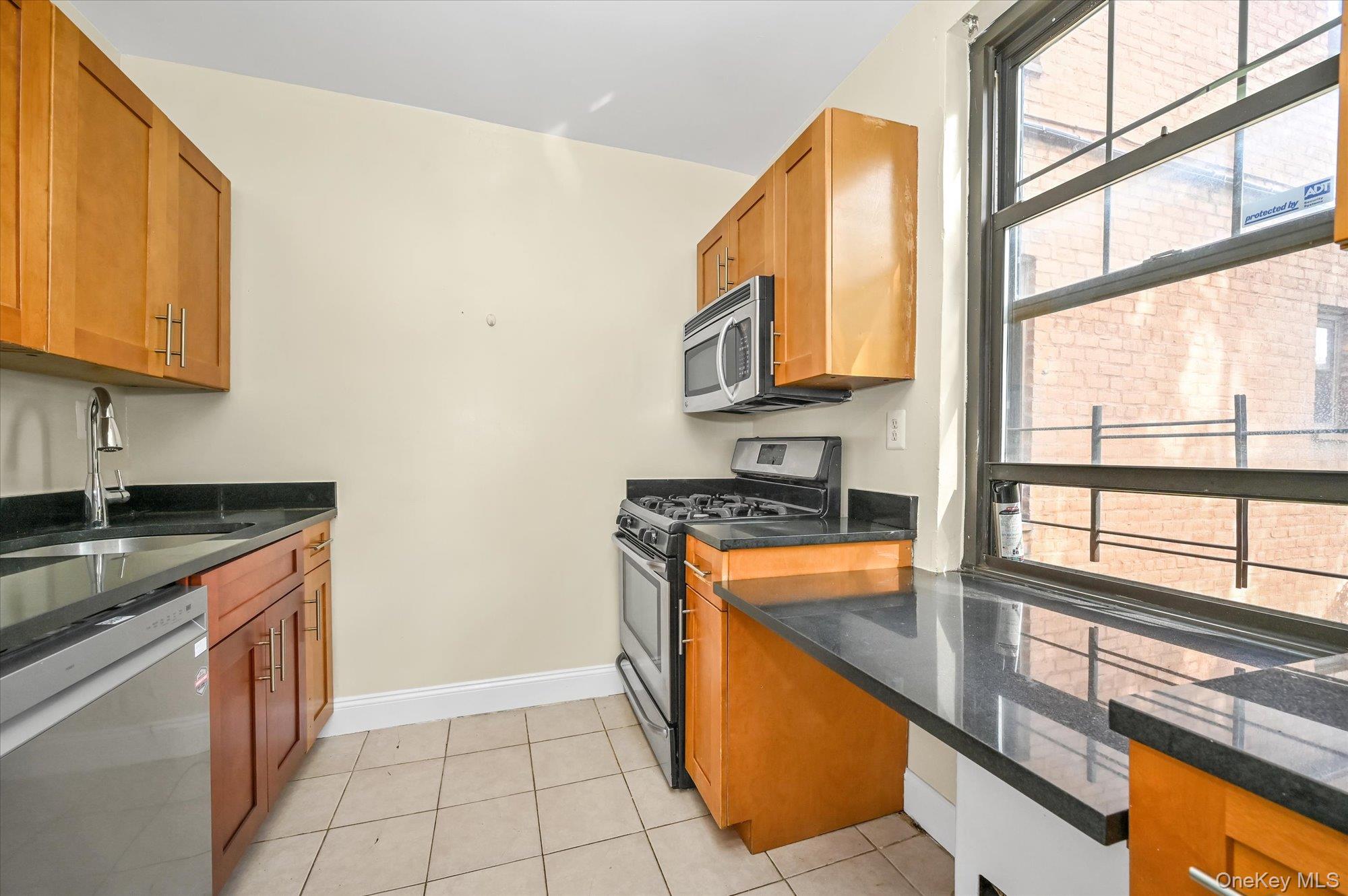 134-08 Jewel Avenue # 1A, Flushing, NY 11367