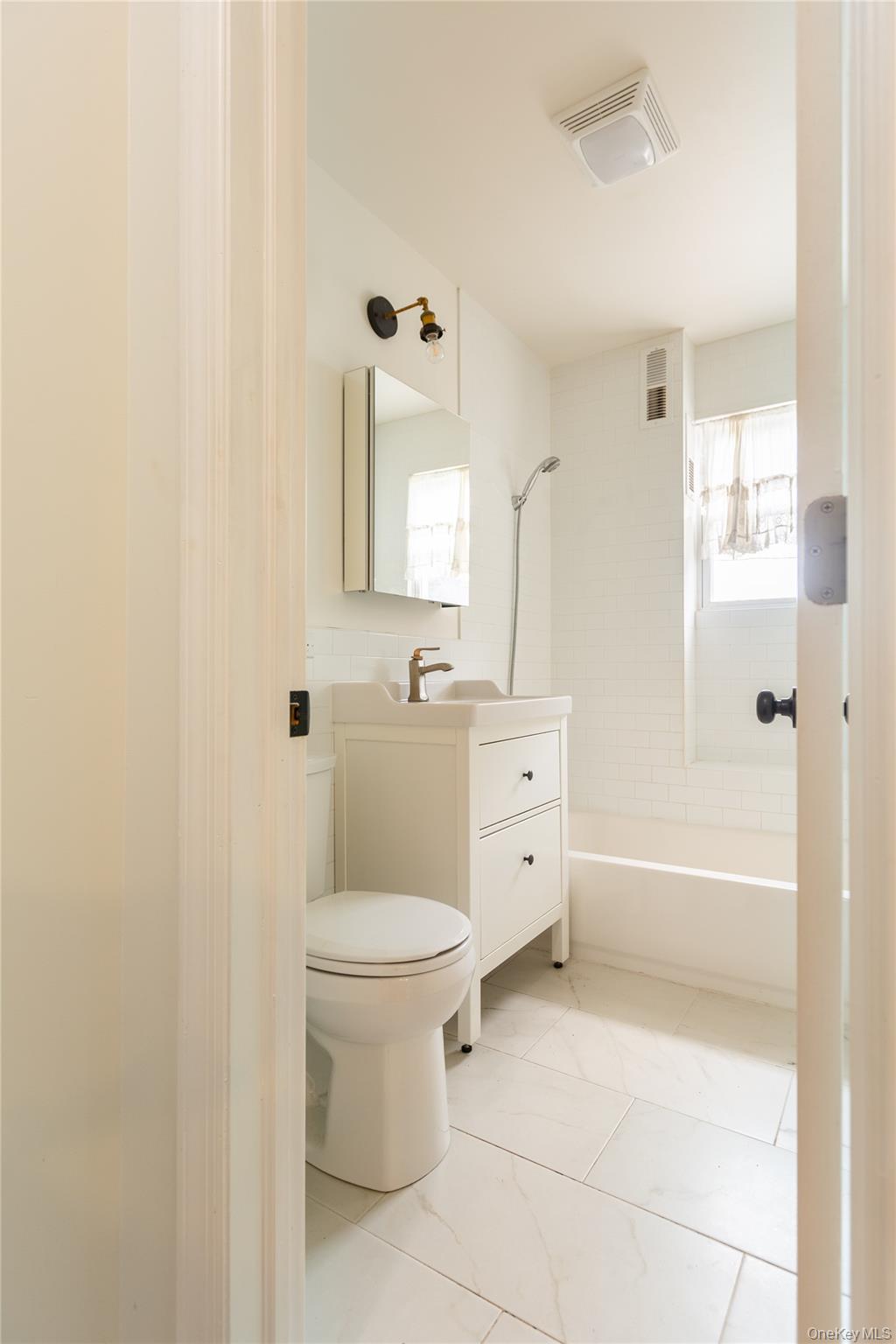 3801 Sedgwick Avenue, Bronx, NY 10463