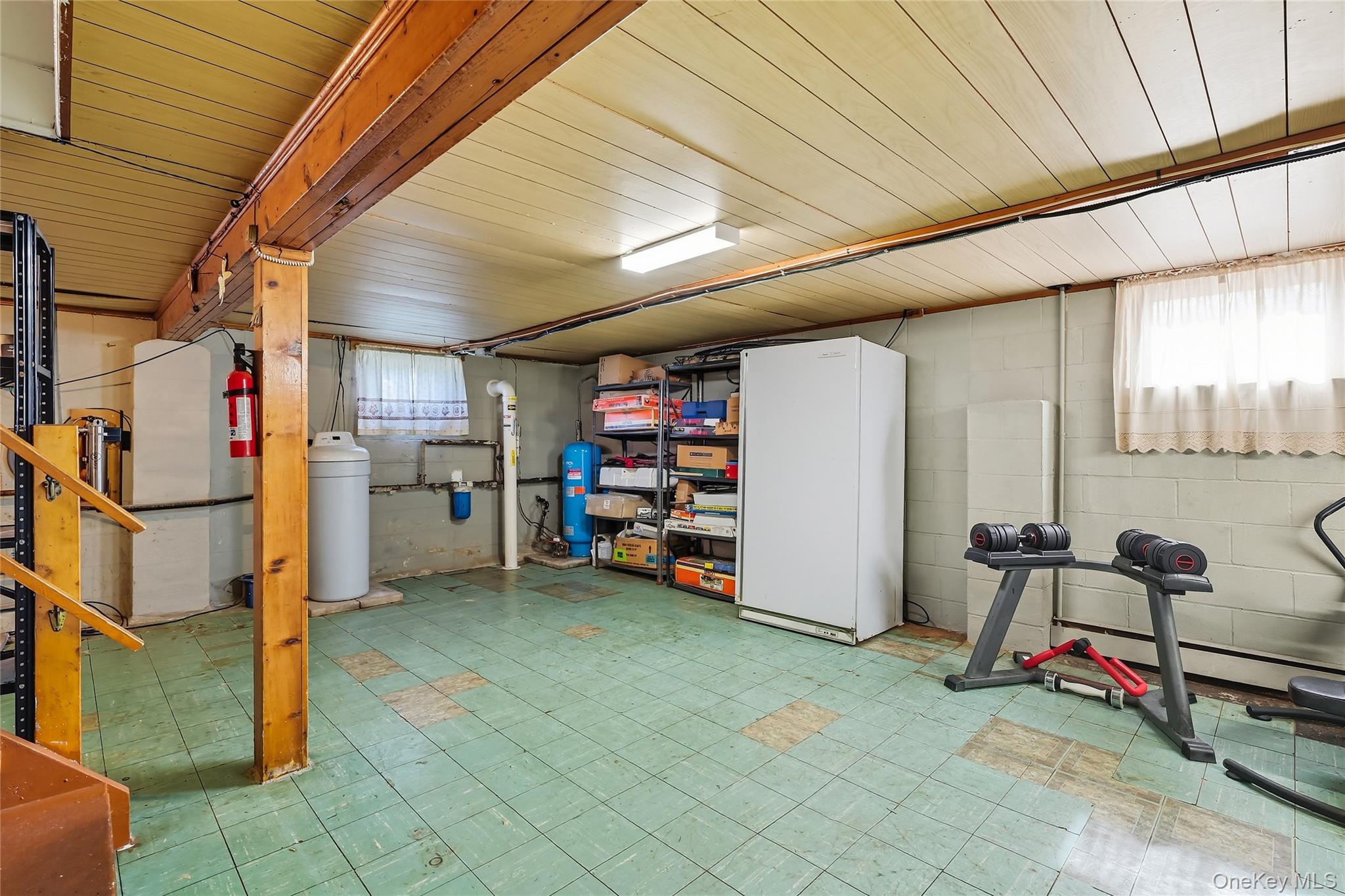 53 Fair Oaks Road, Middletown, NY 10940