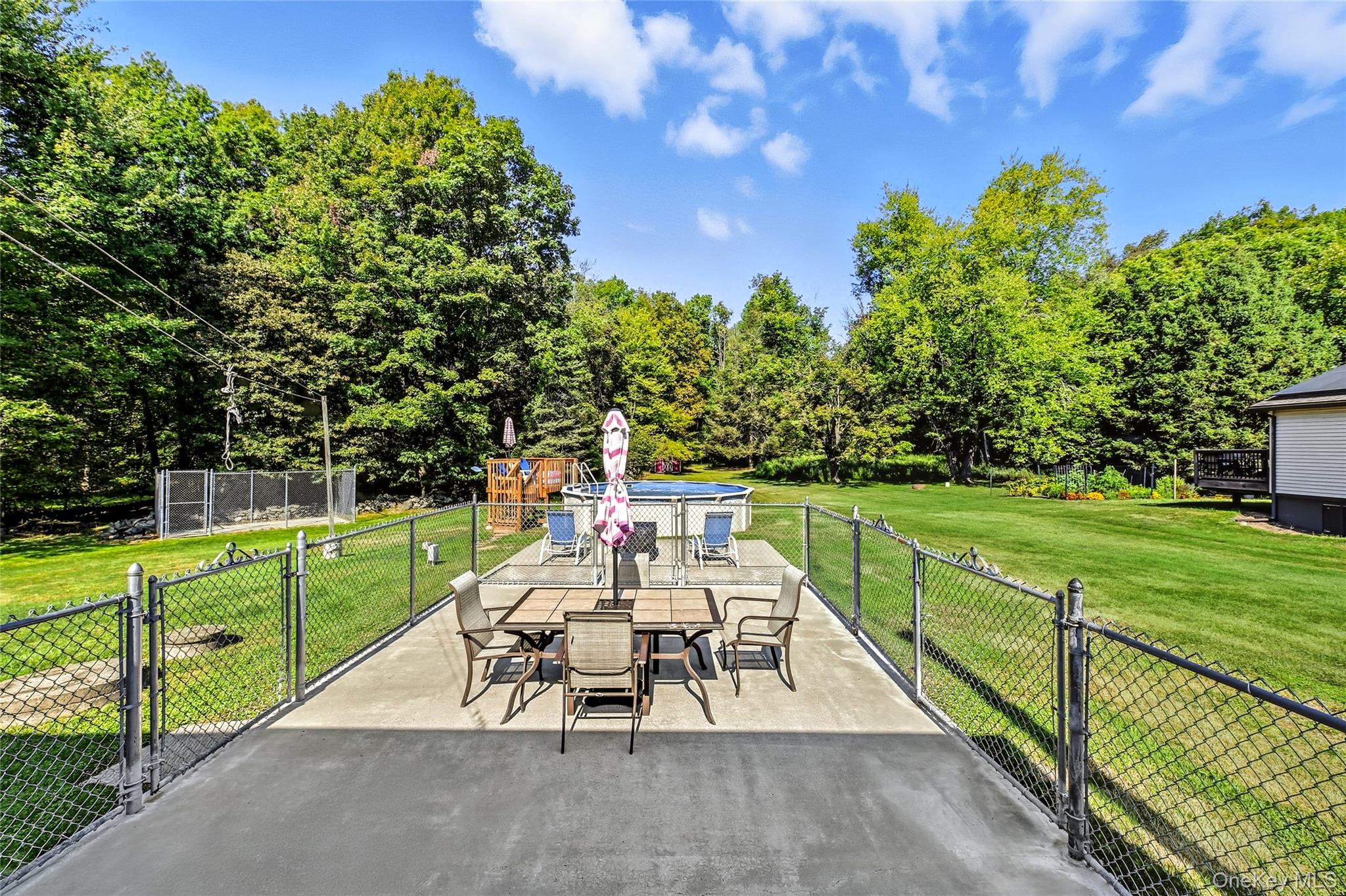 53 Fair Oaks Road, Middletown, NY 10940