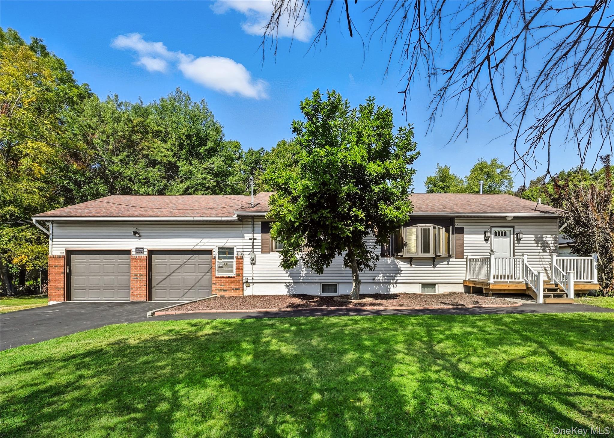 53 Fair Oaks Road, Middletown, NY 10940