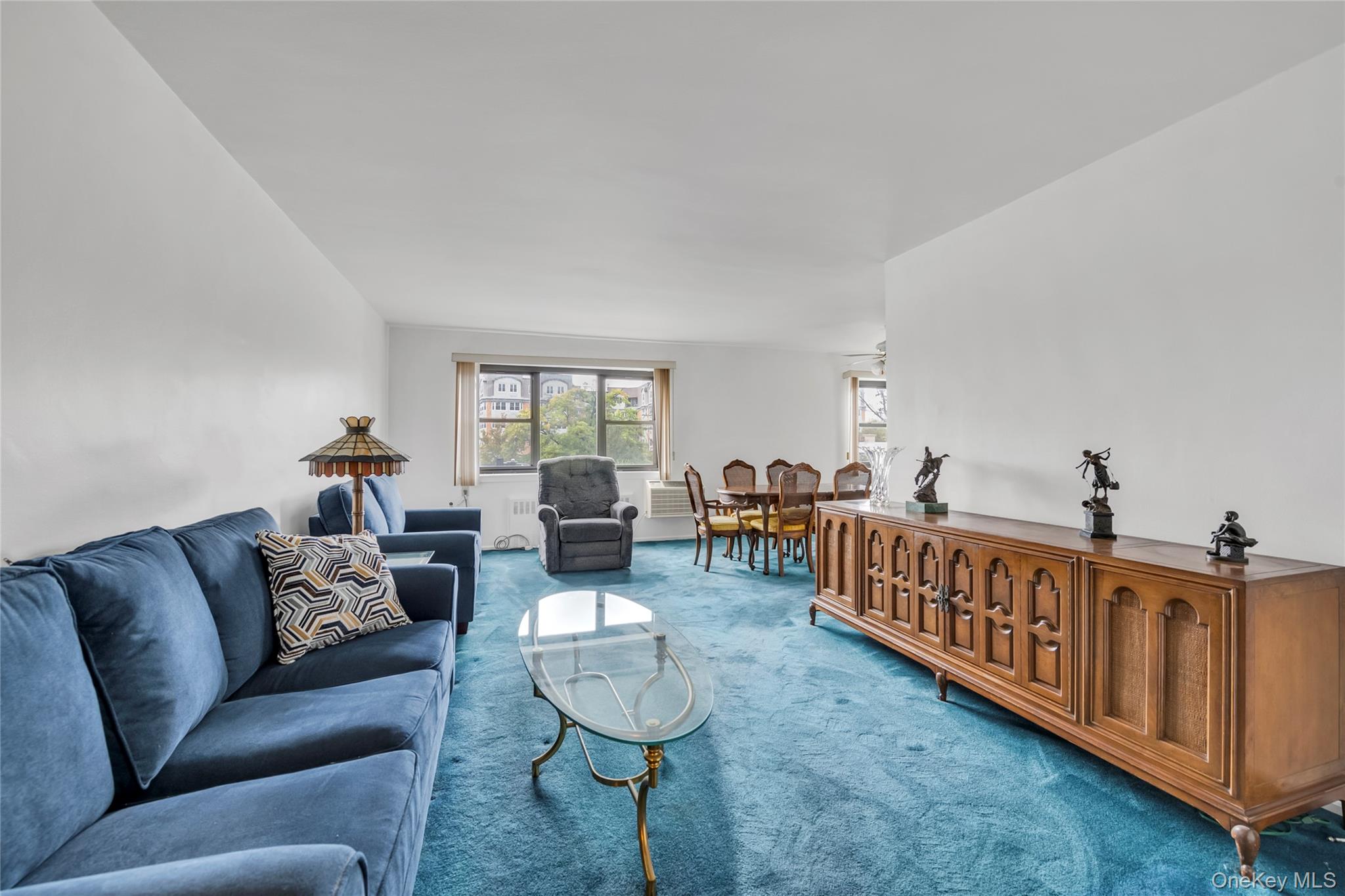 50 Brompton Road # 2L, Great Neck, NY 11021