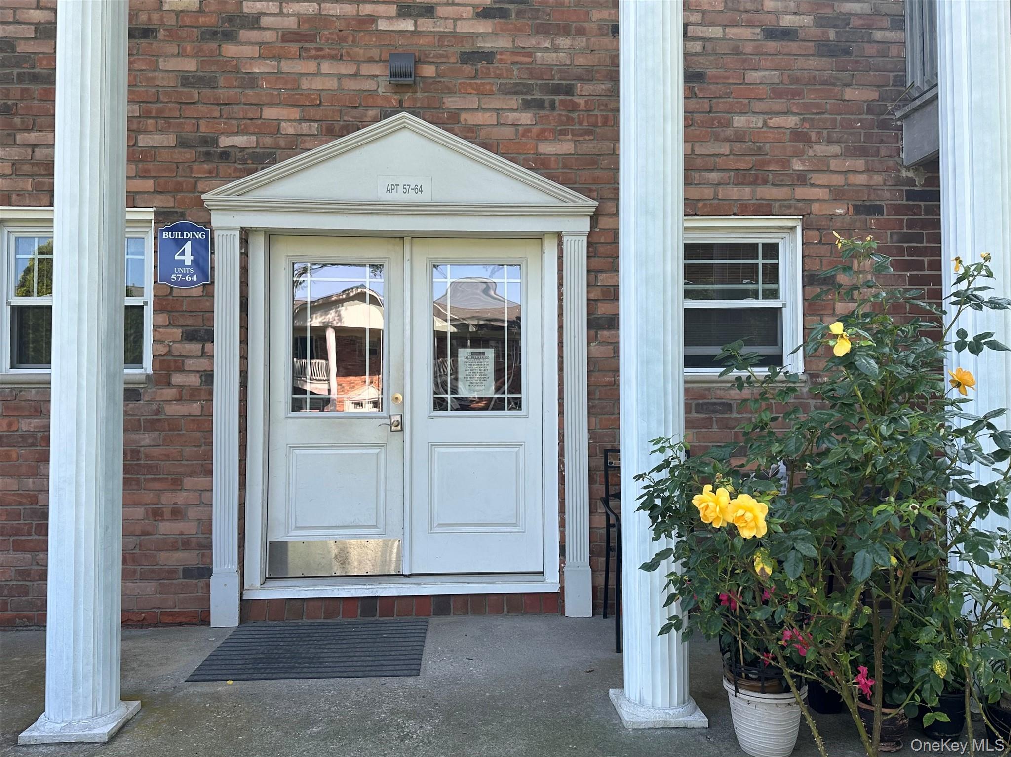 63 Fairharbor Drive # 63, Patchogue, NY 11772