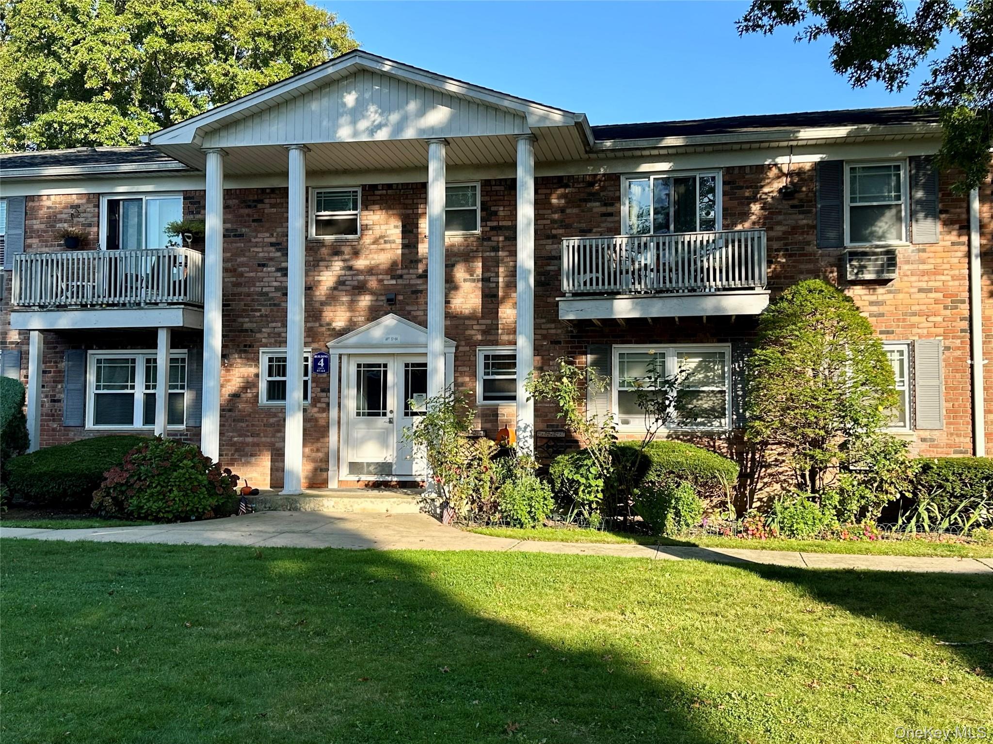 63 Fairharbor Drive # 63, Patchogue, NY 11772