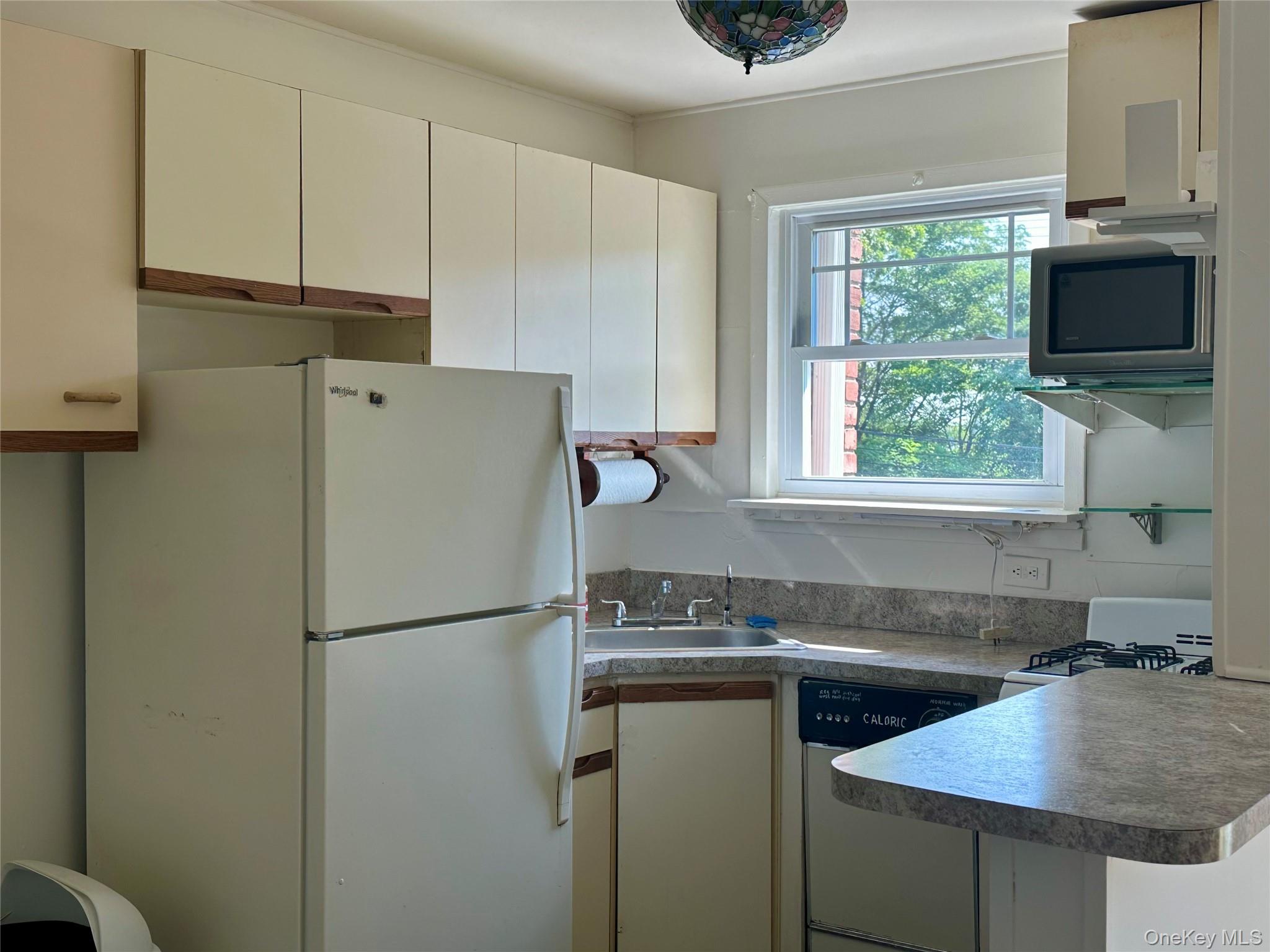 63 Fairharbor Drive # 63, Patchogue, NY 11772