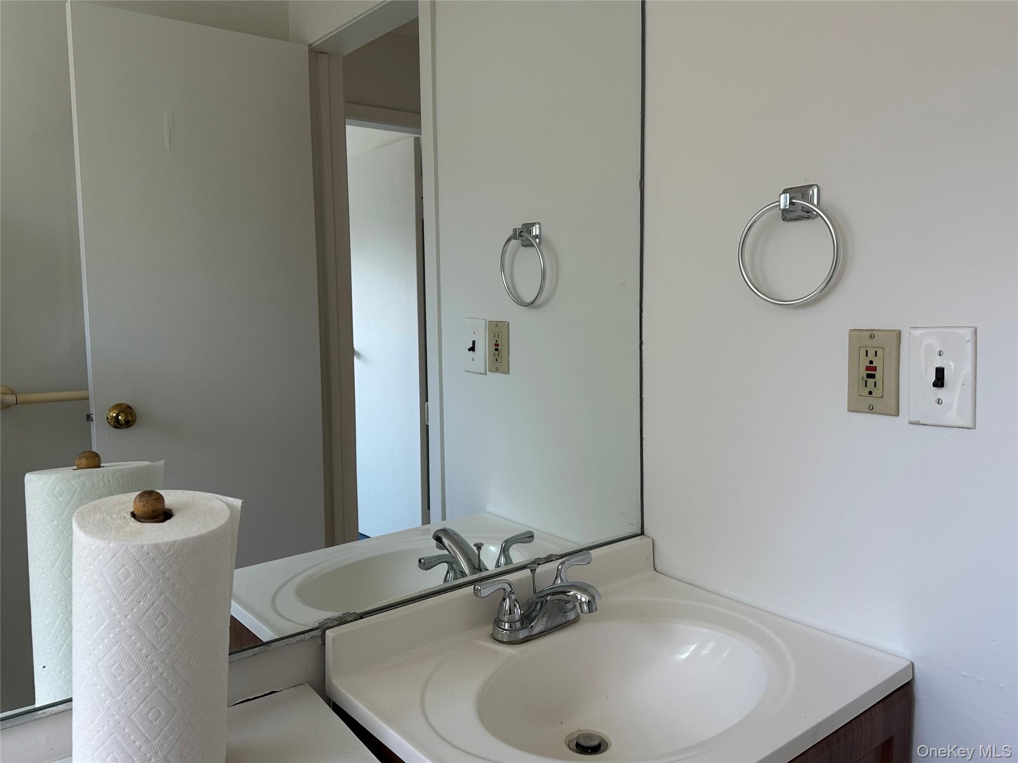 63 Fairharbor Drive # 63, Patchogue, NY 11772