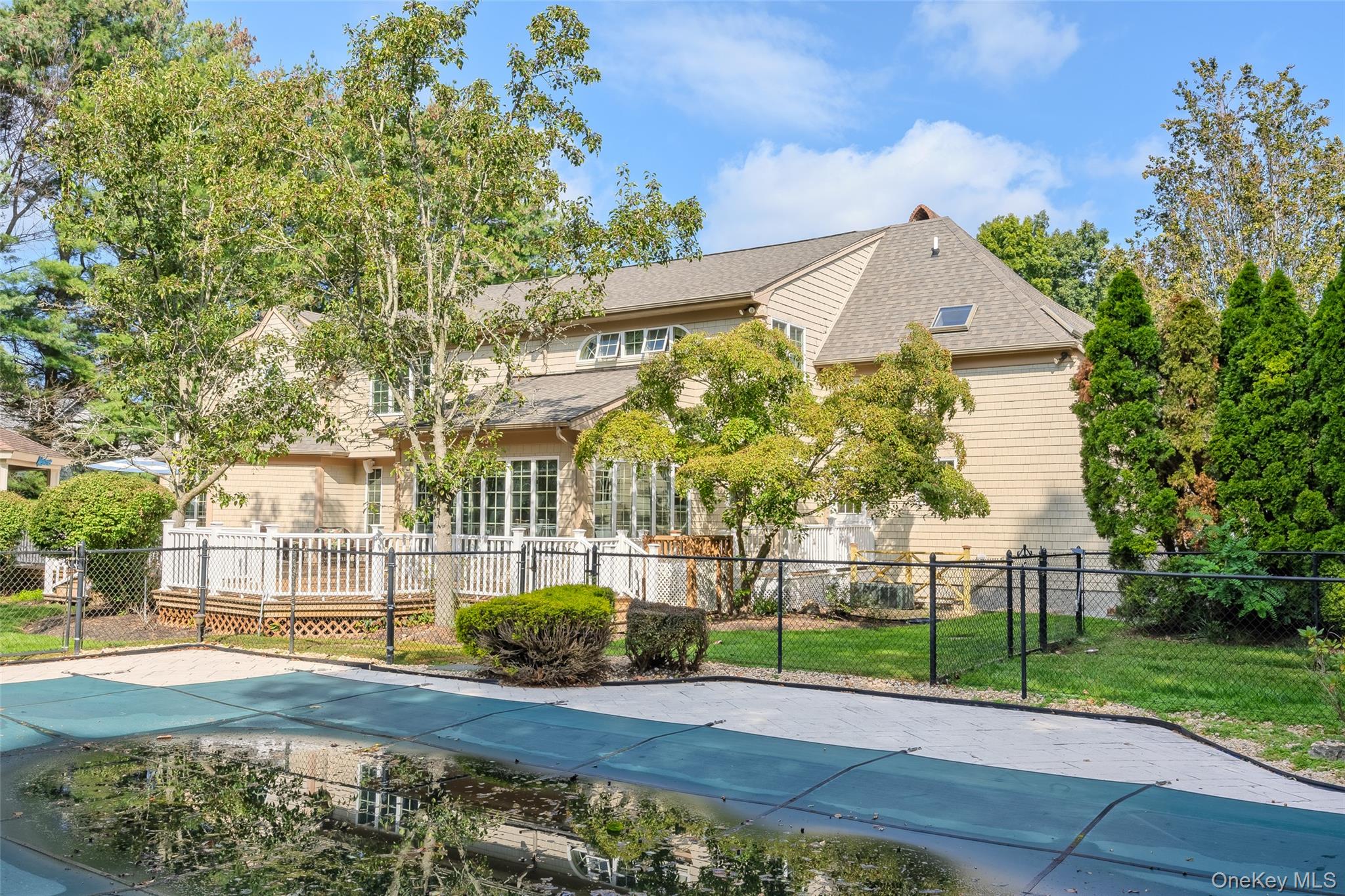 8 Brian Lane, Mount Sinai, NY 11766