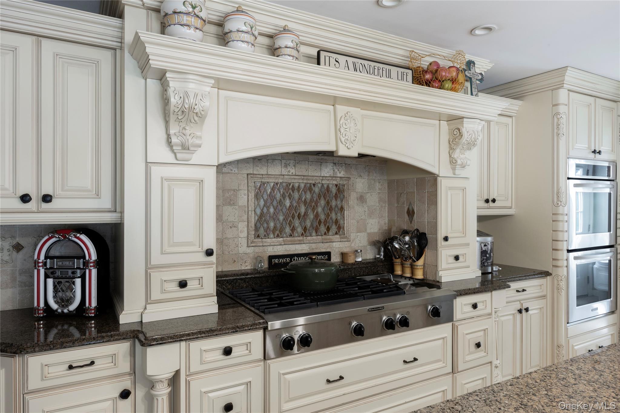 8 Brian Lane, Mount Sinai, NY 11766