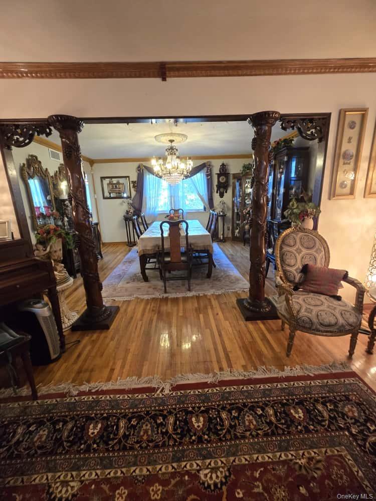 542 Hemlock Drive, Cedarhurst, NY 11516