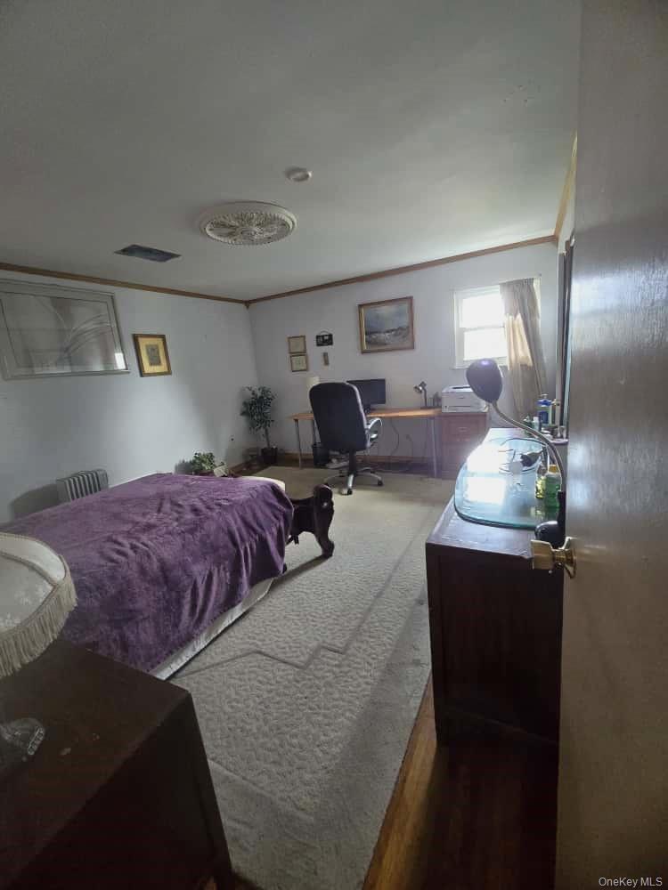 542 Hemlock Drive, Cedarhurst, NY 11516