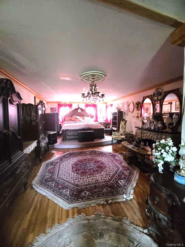 542 Hemlock Drive, Cedarhurst, NY 11516